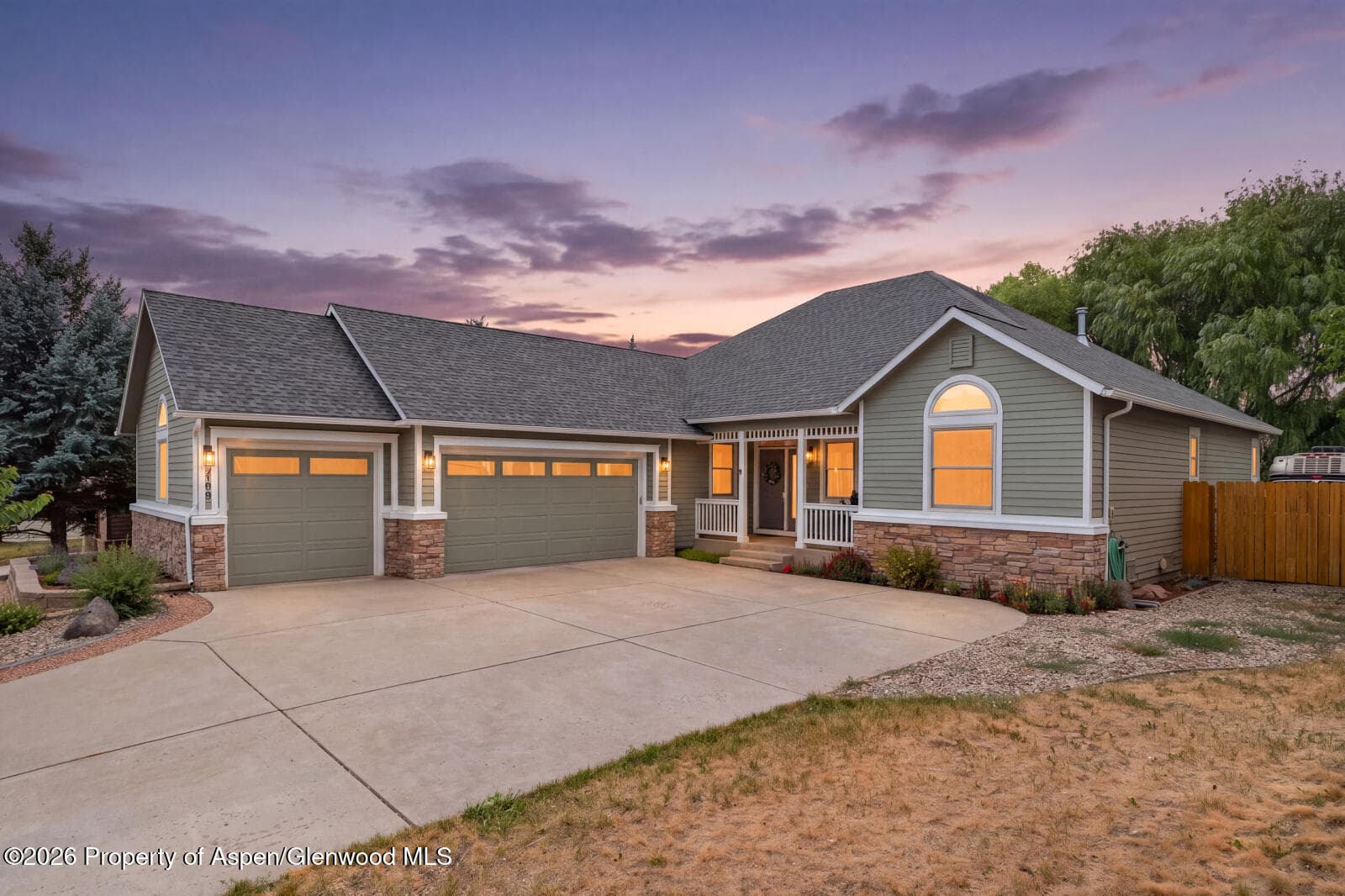 708 N Wildhorse Drive, New Castle, CO 81647 - Photo 26