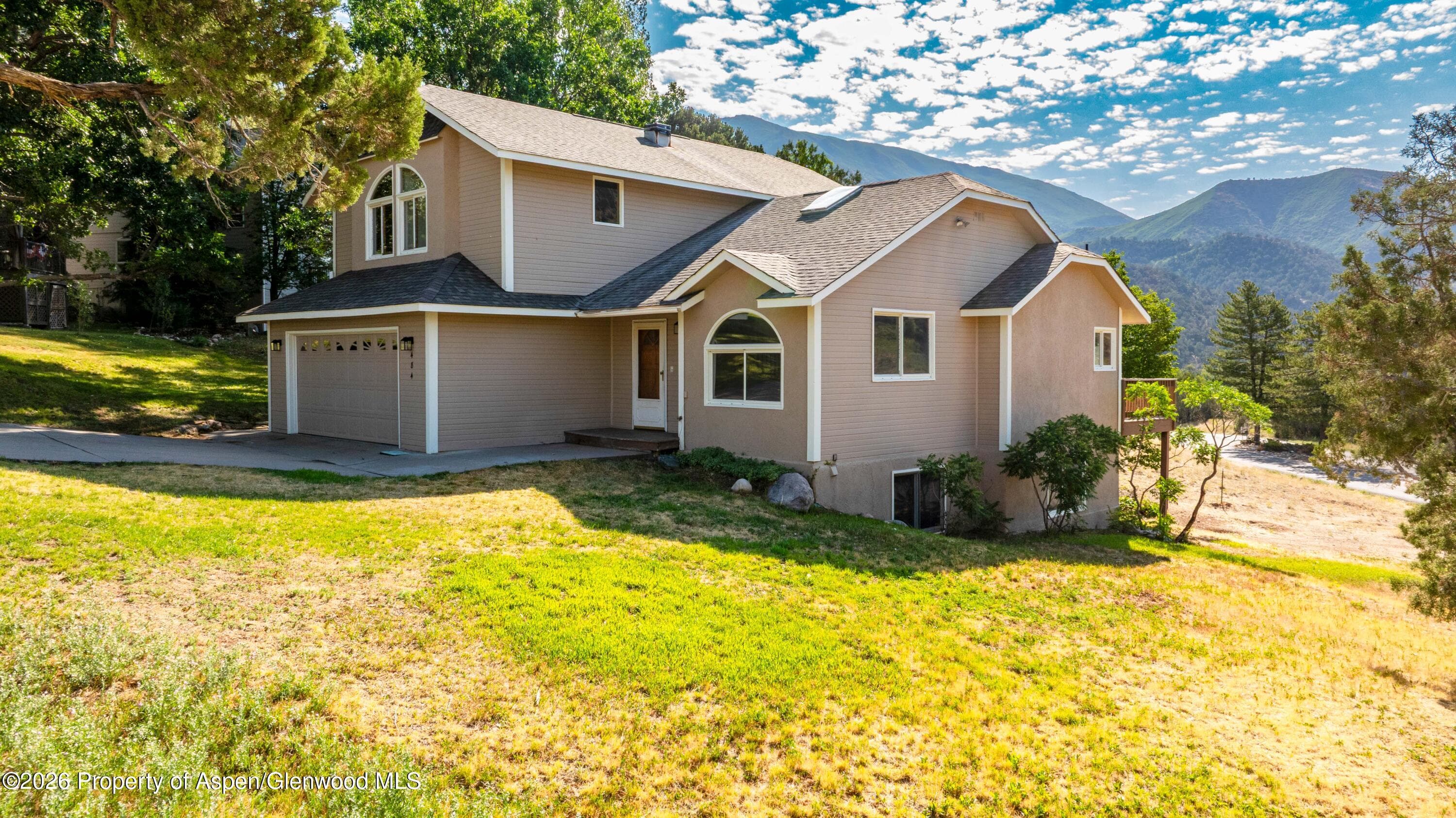 484 Canyon Creek Drive, Glenwood Springs, CO 81601 - Photo 2