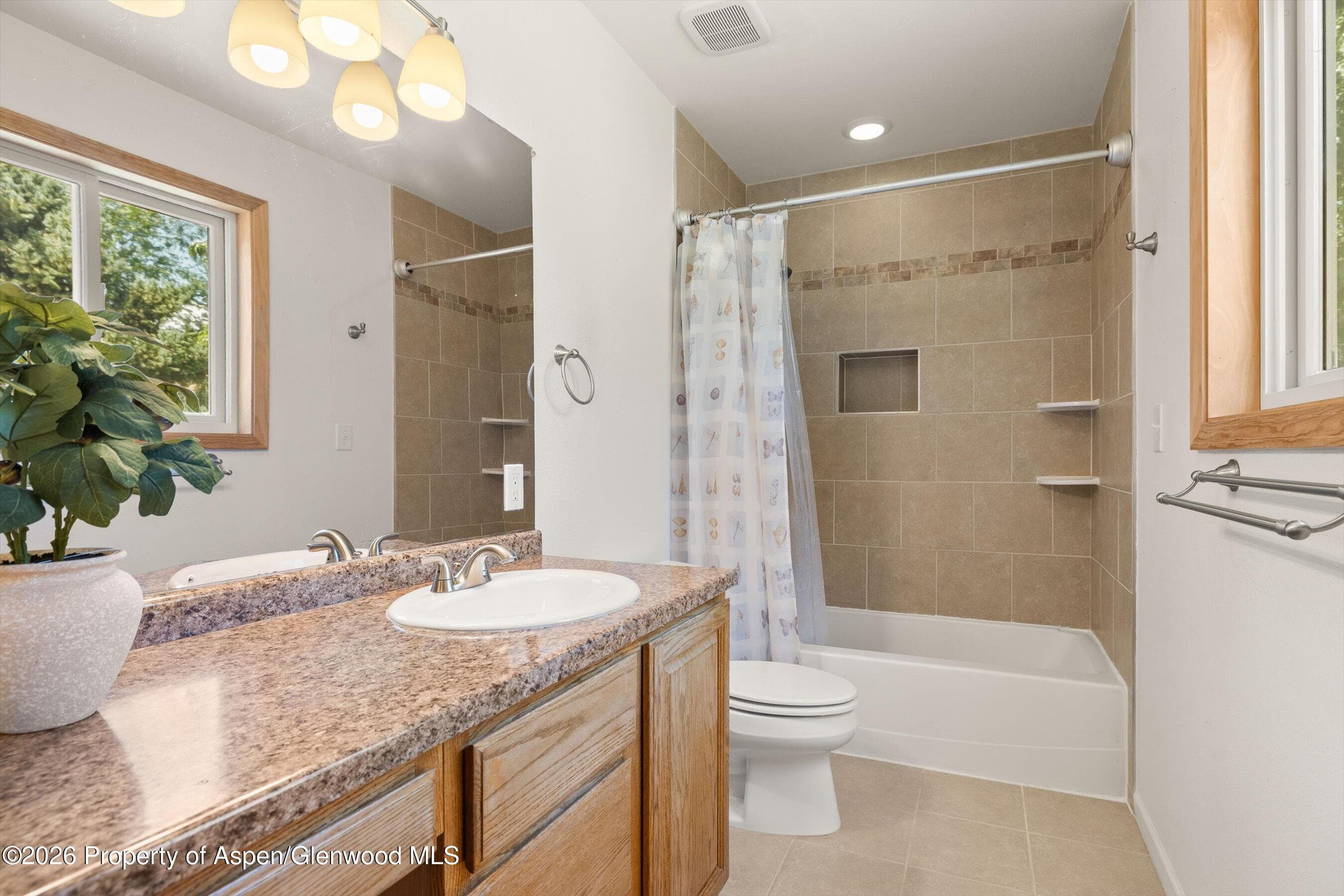 1064 Park West, Glenwood Springs, CO 81601 - Photo 12
