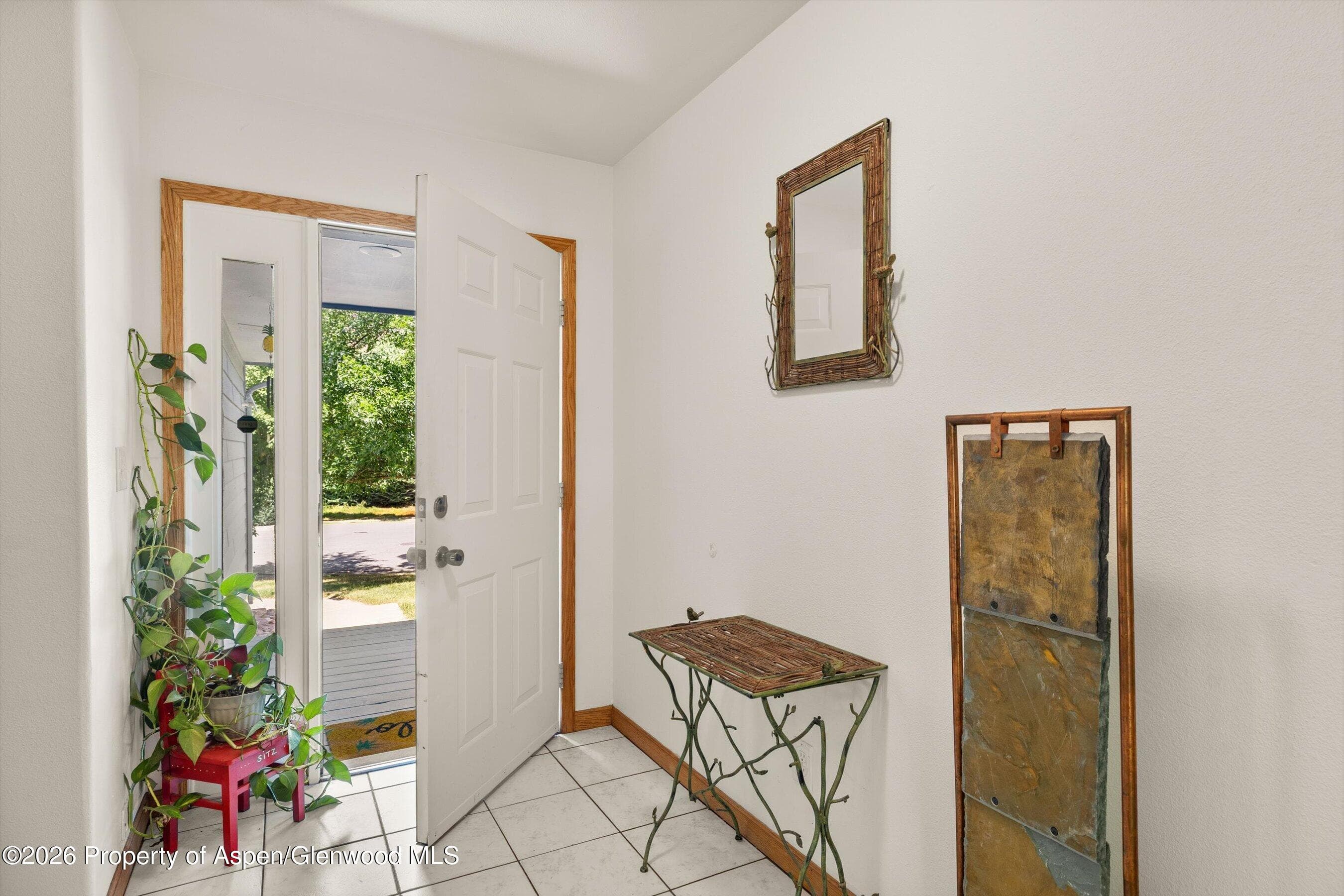 1064 Park West, Glenwood Springs, CO 81601 - Photo 3