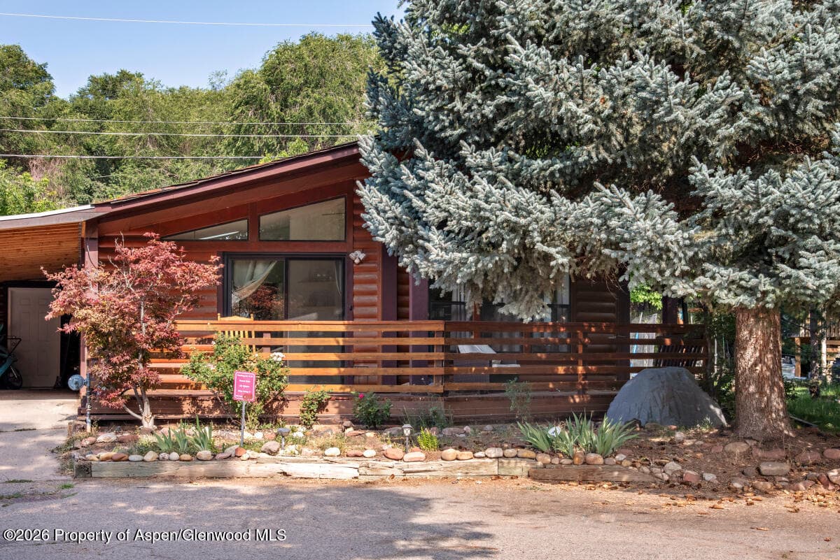 125 Center Drive #34, Glenwood Springs, CO 81601 - Photo 2