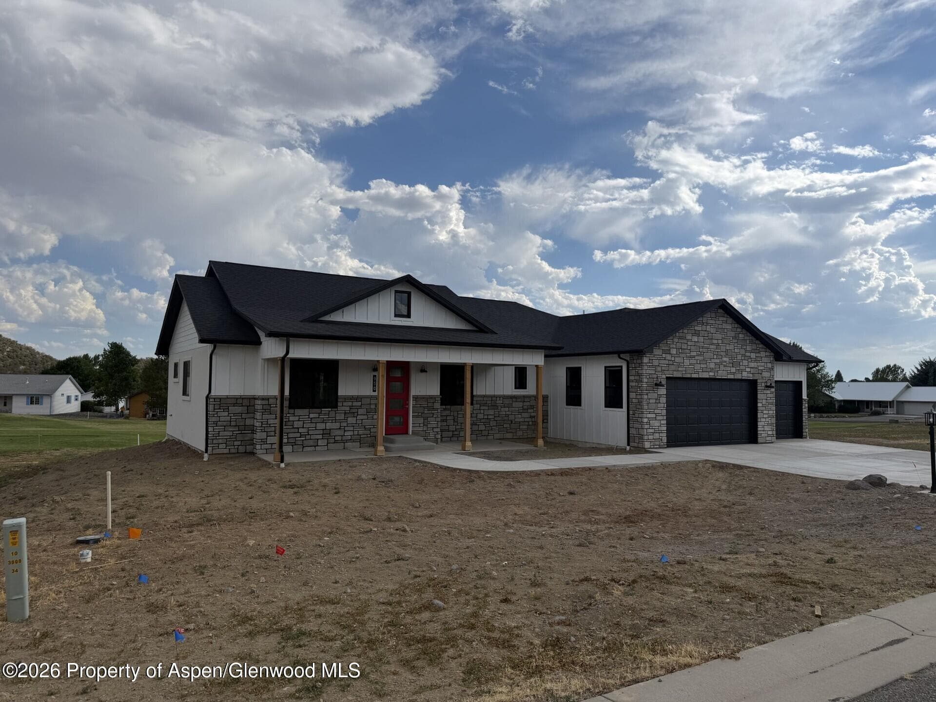 950 SE Fairway Drive, Cedaredge, CO 81413 - Photo 2