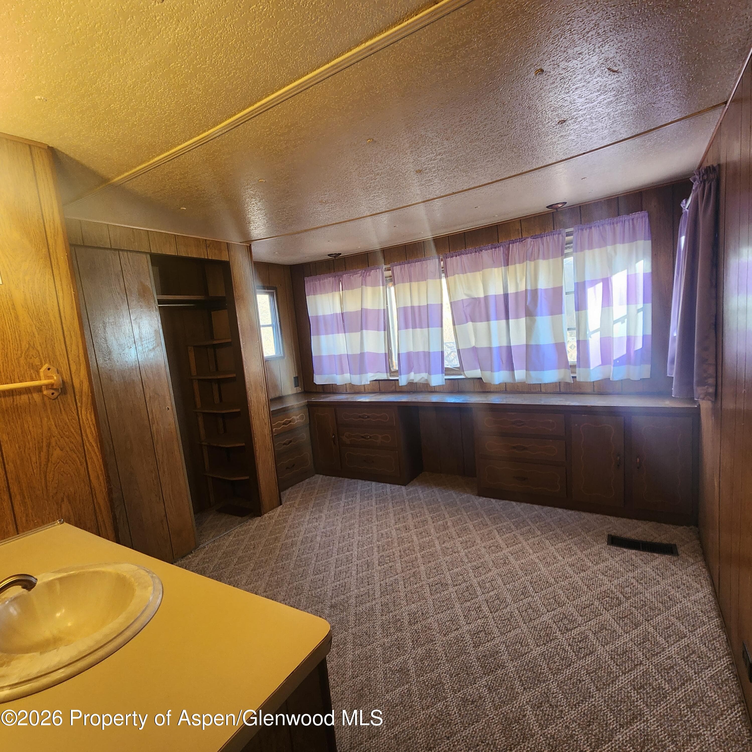 1345 E Victory Way, Craig, CO 81625 - Photo 4
