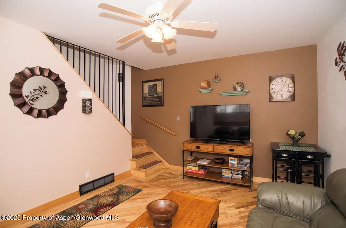 451 Mountain Shadows Drive, Glenwood Springs, CO 81601 - Photo 3