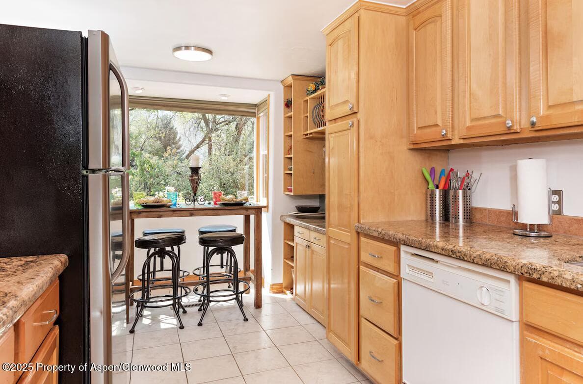 451 Mountain Shadows Drive, Glenwood Springs, CO 81601 - Photo 5