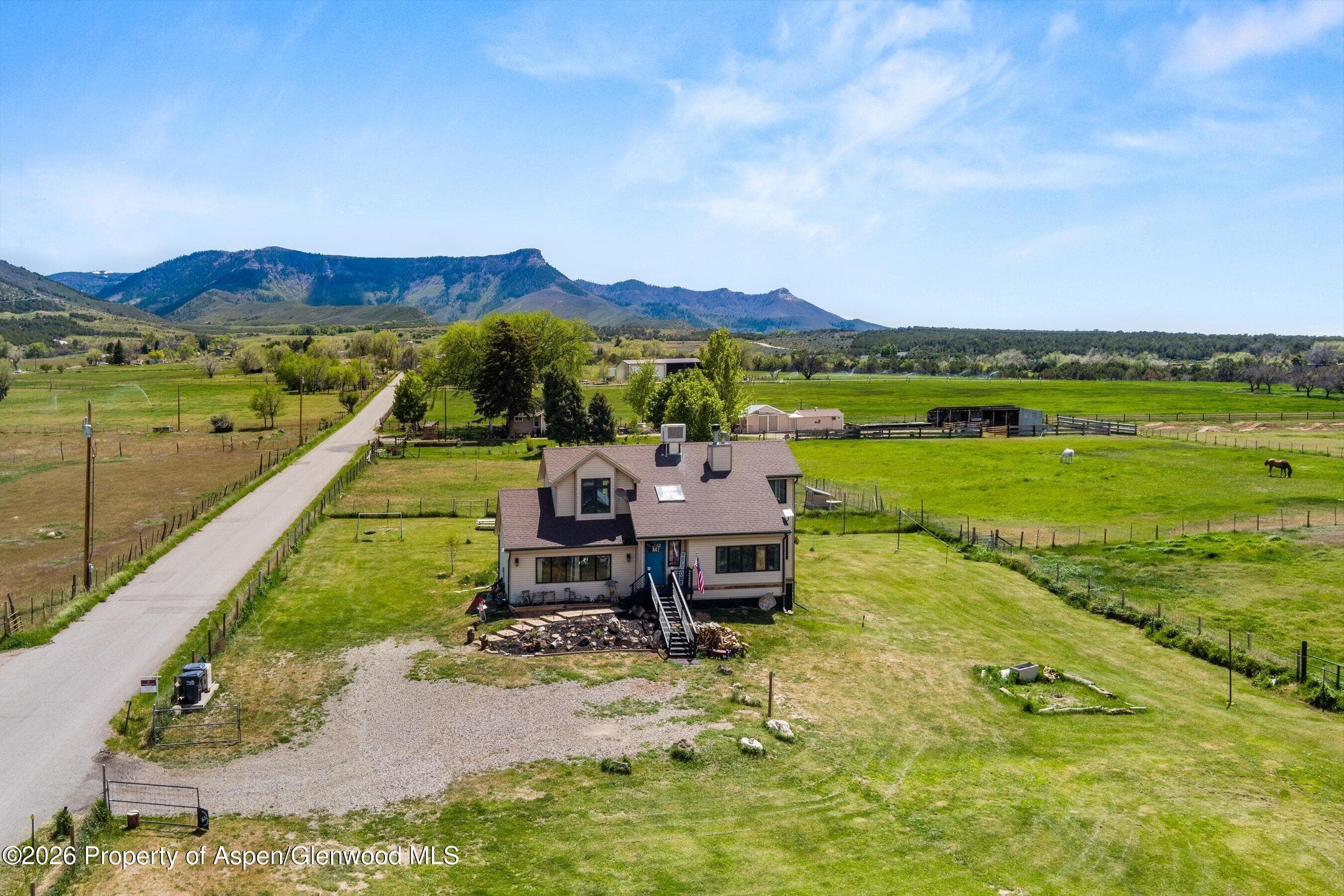 333 Co Rd 337, Parachute, CO 81635 - Photo 4