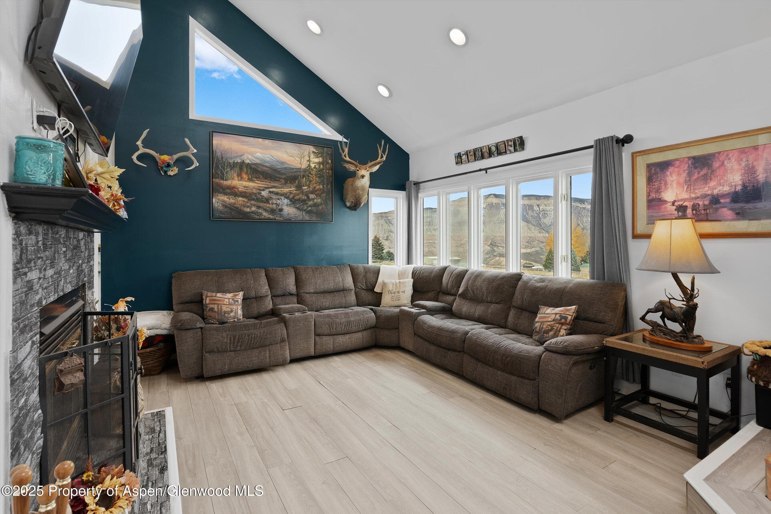 333 Co Rd 337, Parachute, CO 81635 - Photo 9