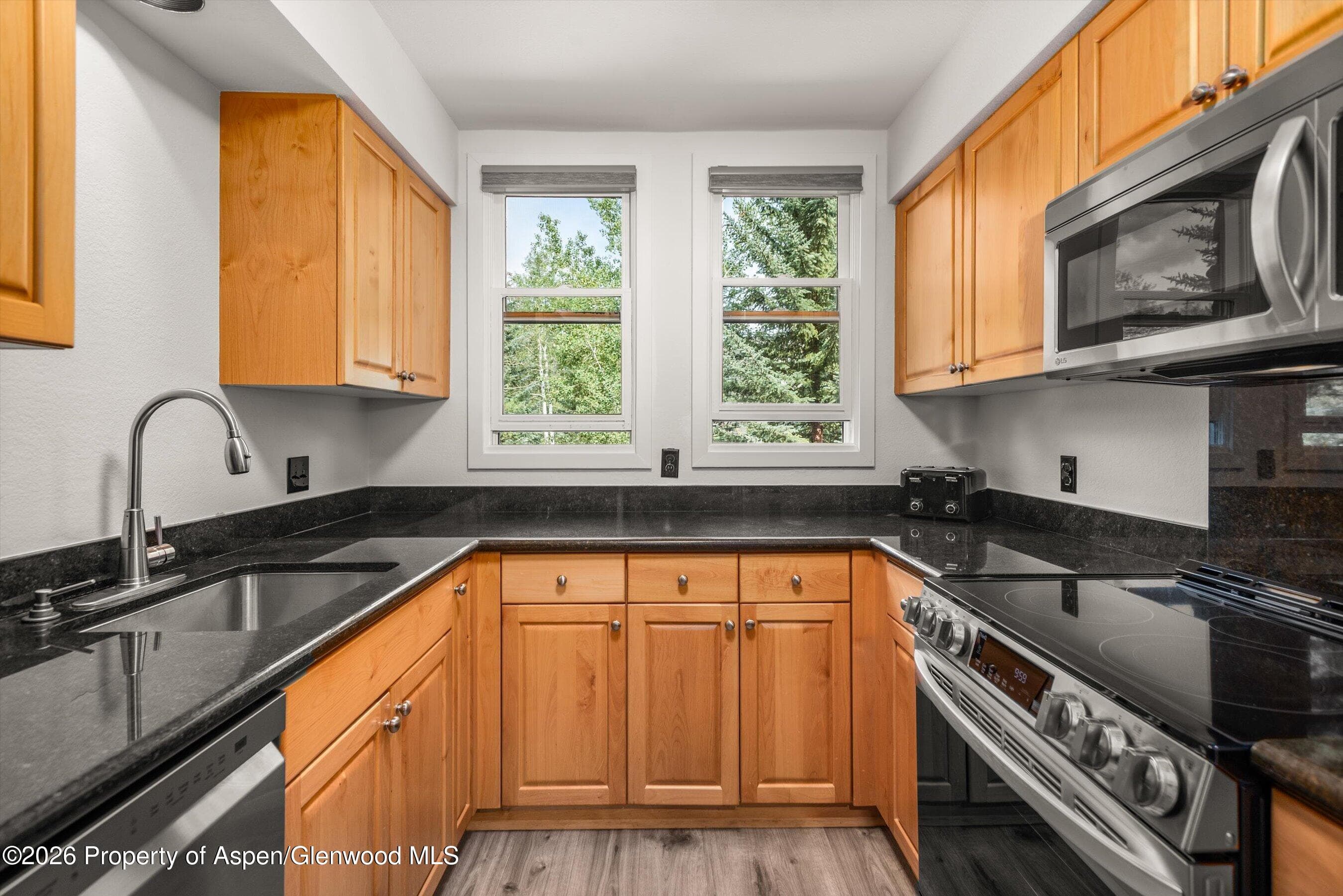 425 Wood Road 6, Snowmass Village, CO 81615 - Photo 5