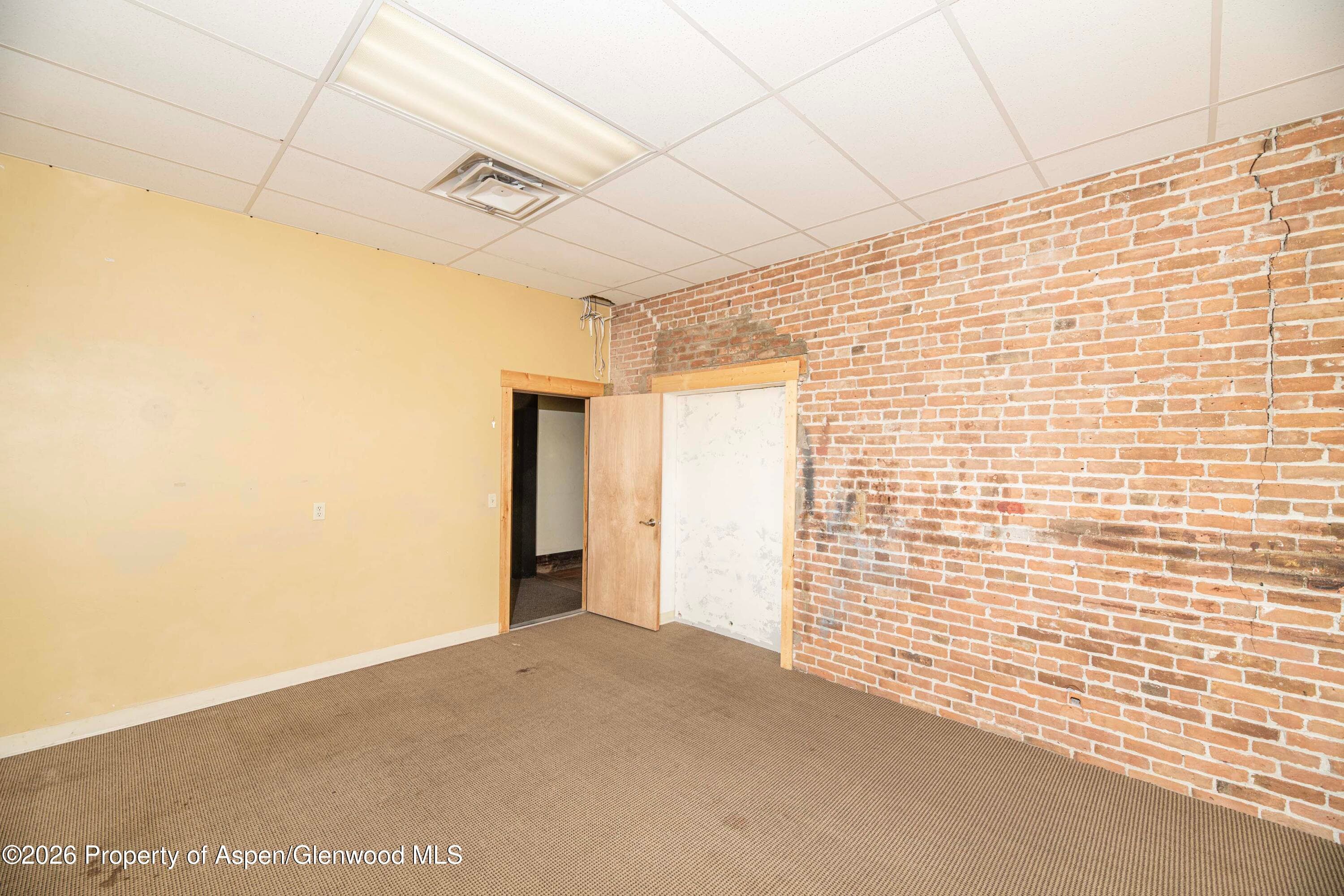 513 E Main Street, Montrose, CO 81401 - Photo 5