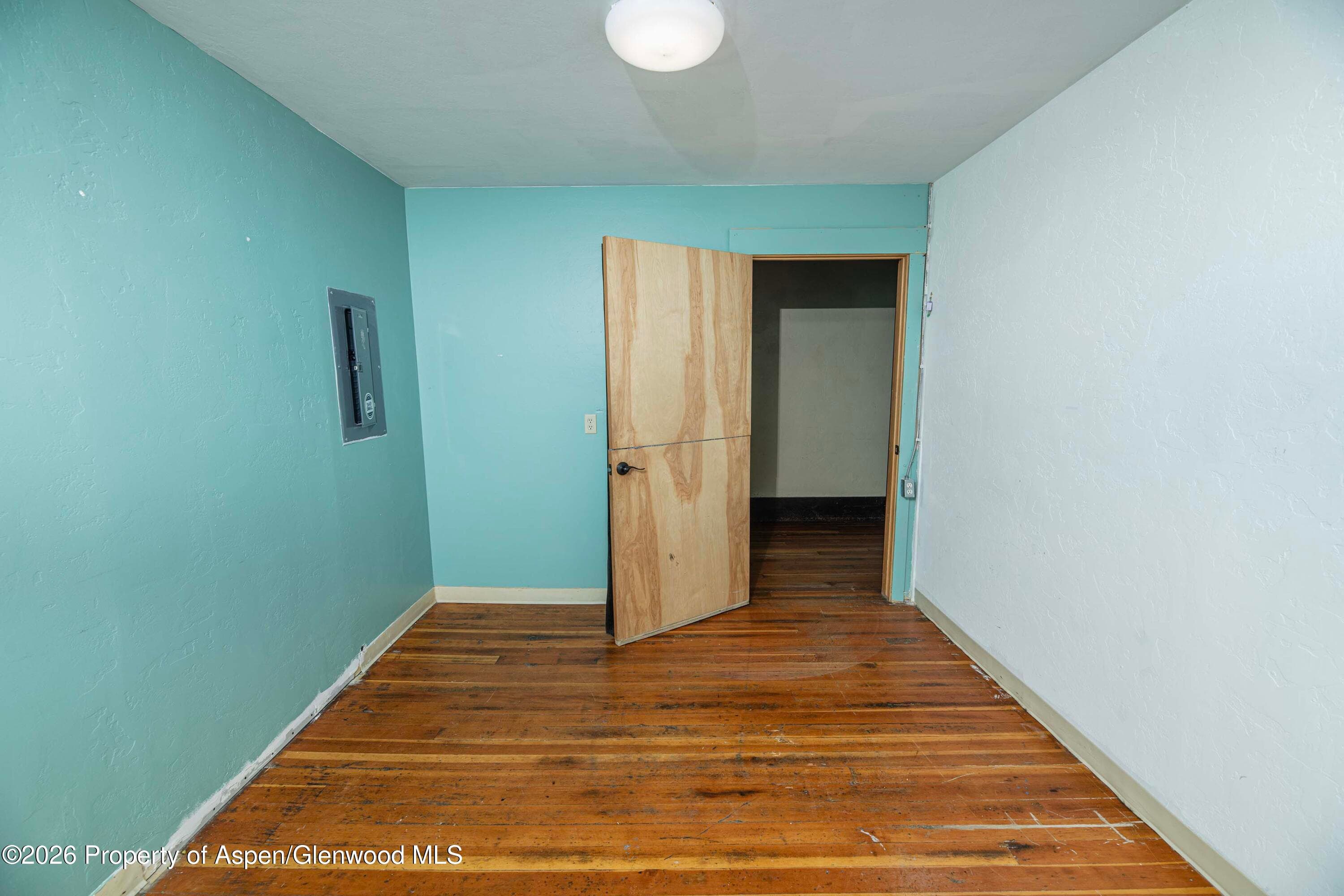 513 E Main Street, Montrose, CO 81401 - Photo 6
