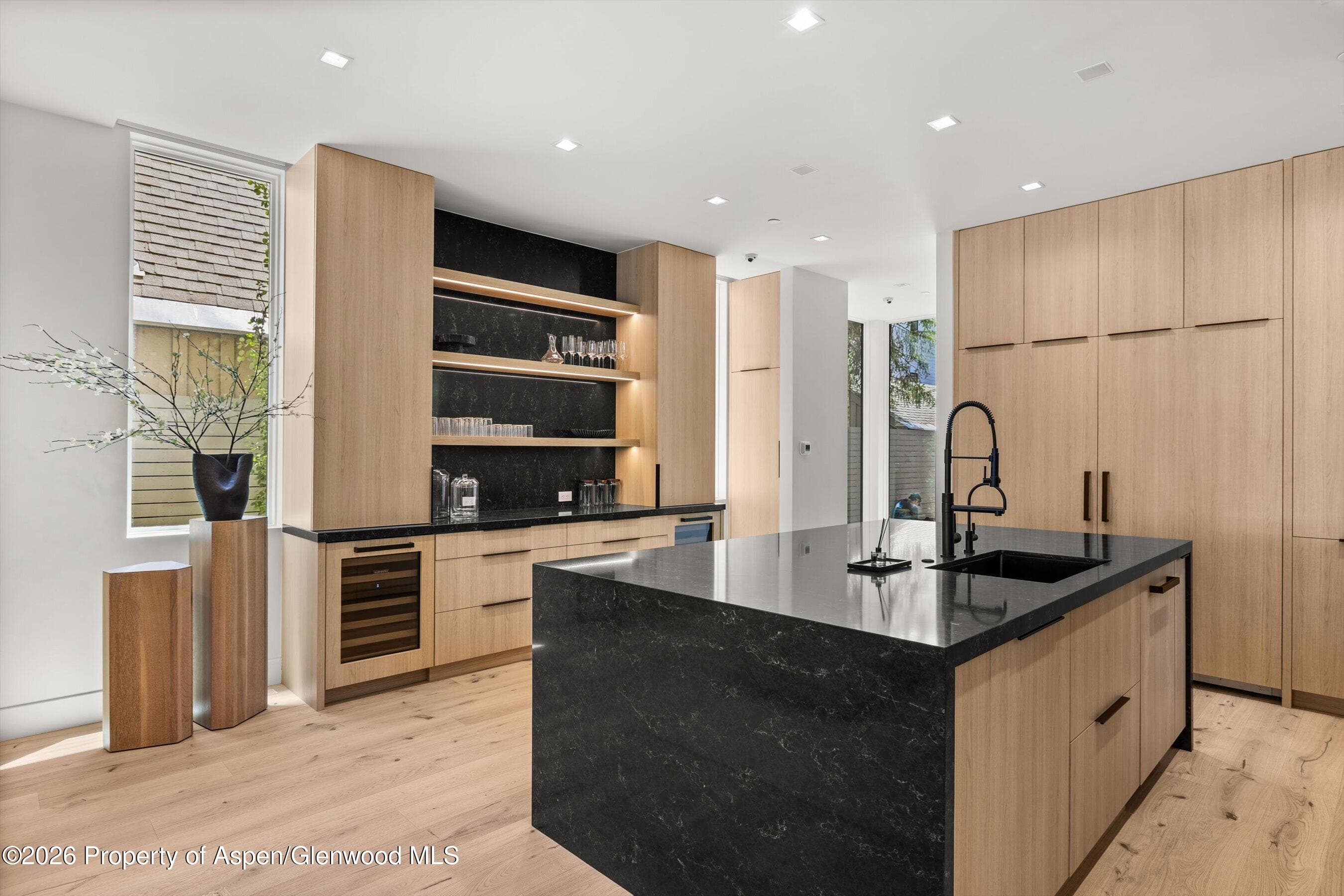 219 W Bleeker Street, Aspen, CO 81611 - Photo 11