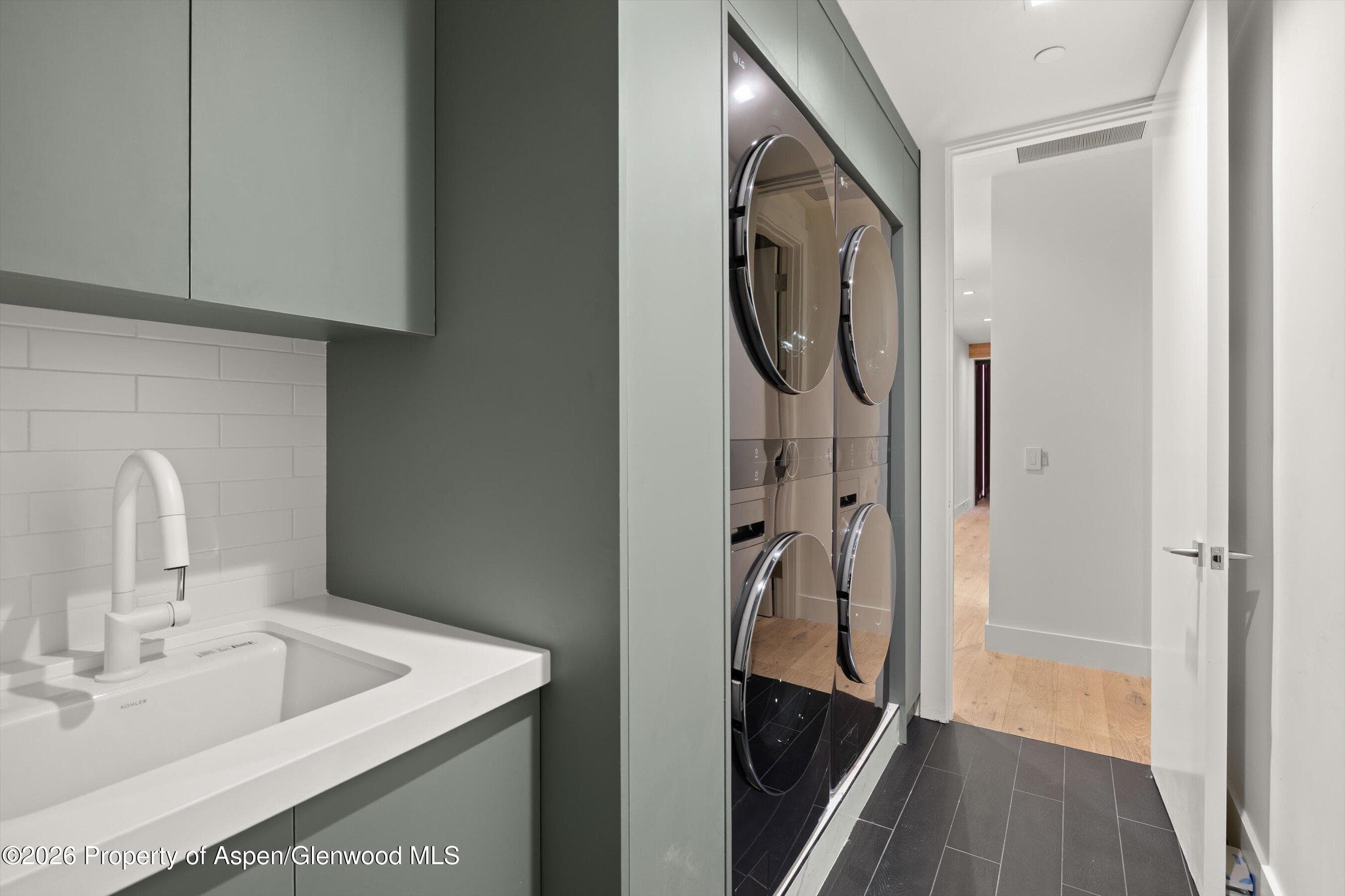 219 W Bleeker Street, Aspen, CO 81611 - Photo 29