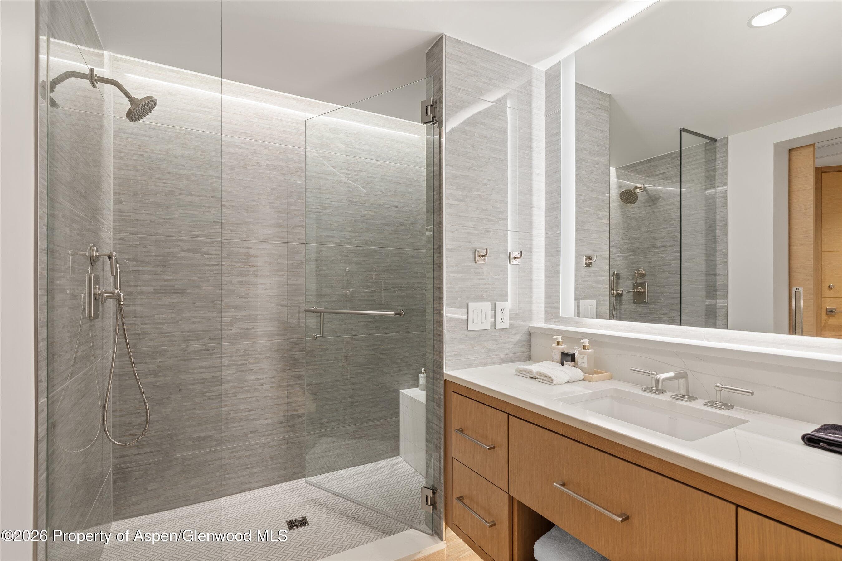 130 Wood Road 553+555, Snowmass Village, CO 81615 - Photo 20