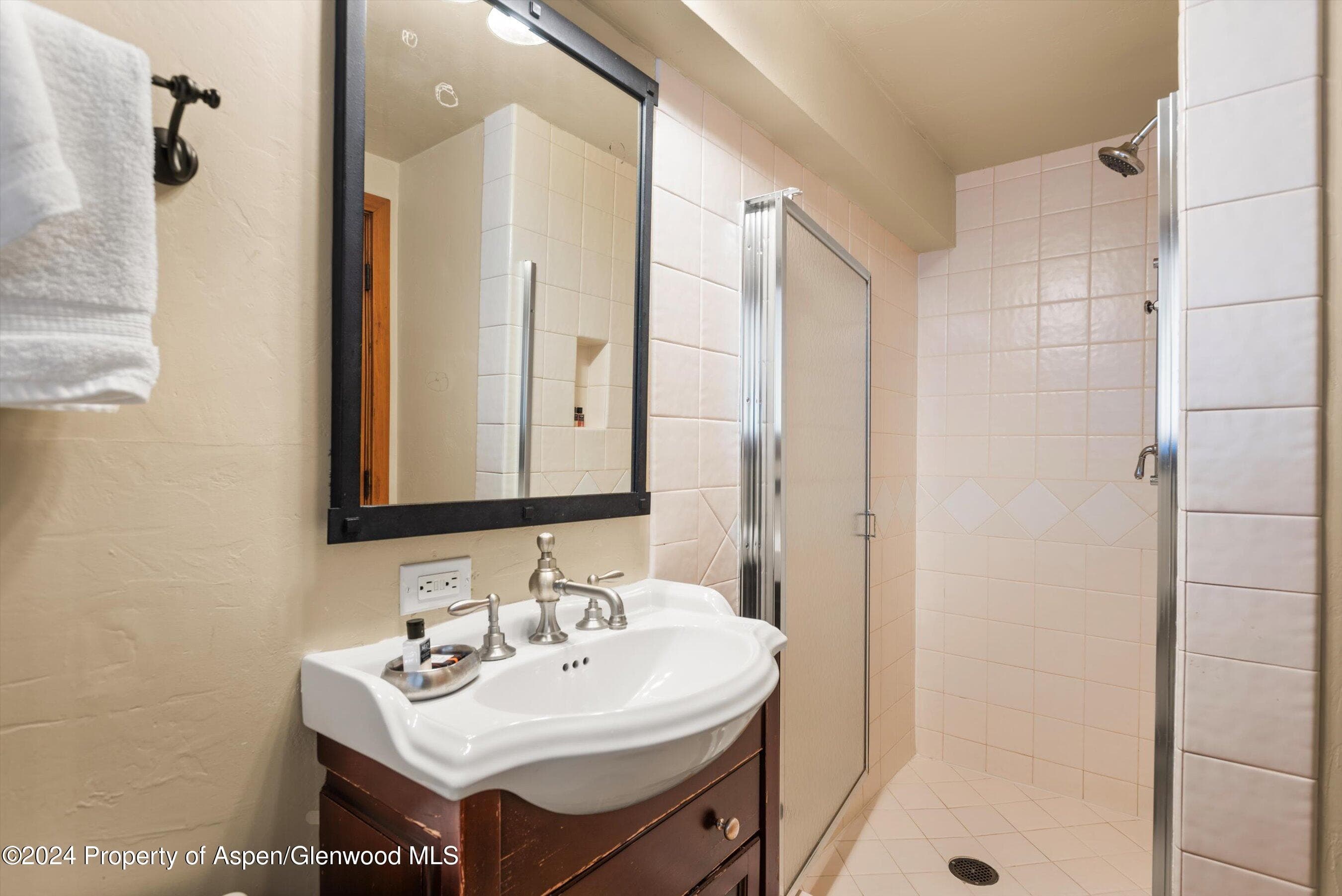 400 Wood Road 1207, Snowmass Village, CO 81615 - Photo 11