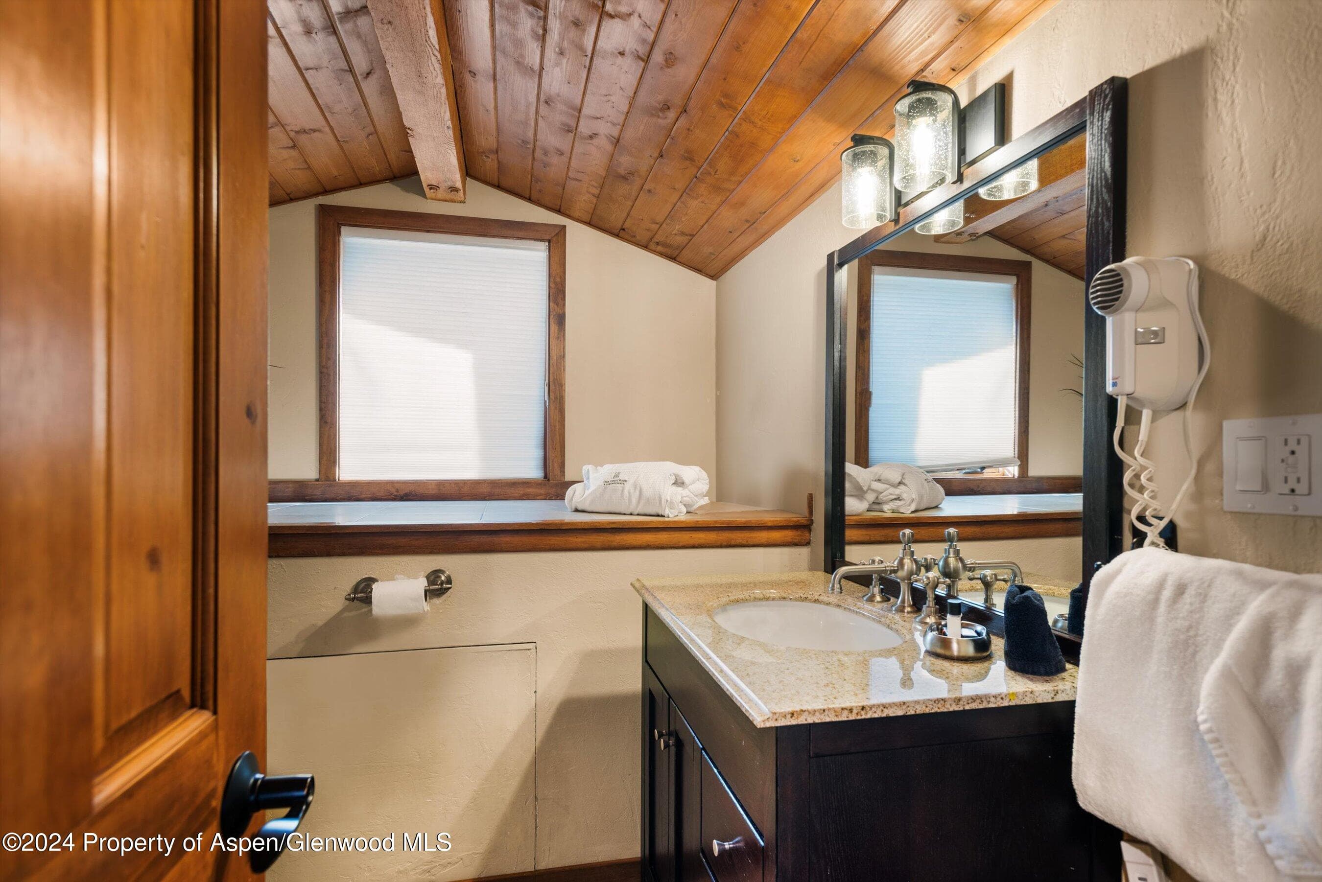 400 Wood Road 1207, Snowmass Village, CO 81615 - Photo 22
