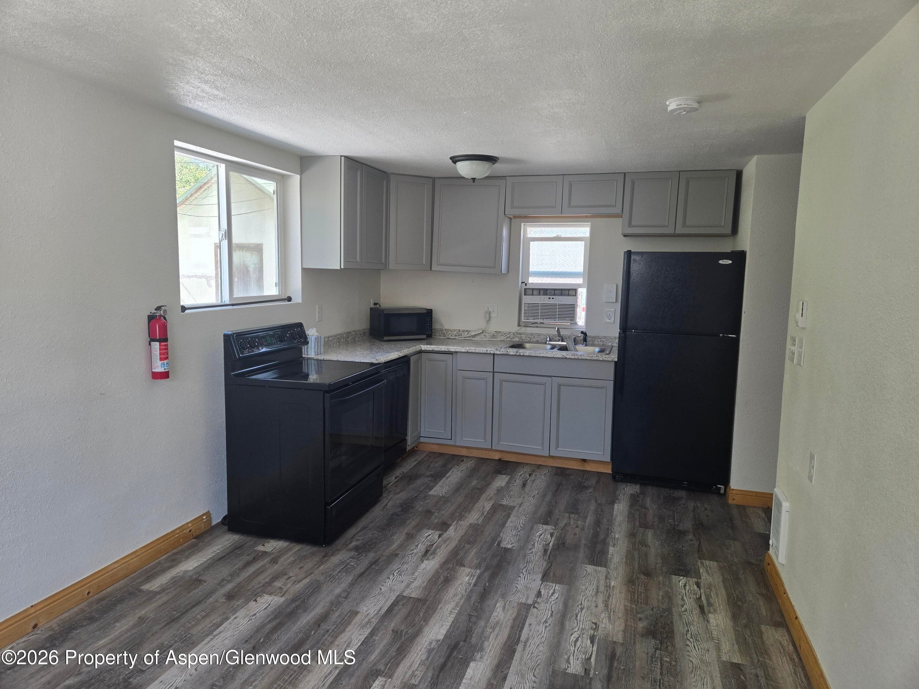 561 1/2 Barclay Street, Craig, CO 81625 - Photo 8