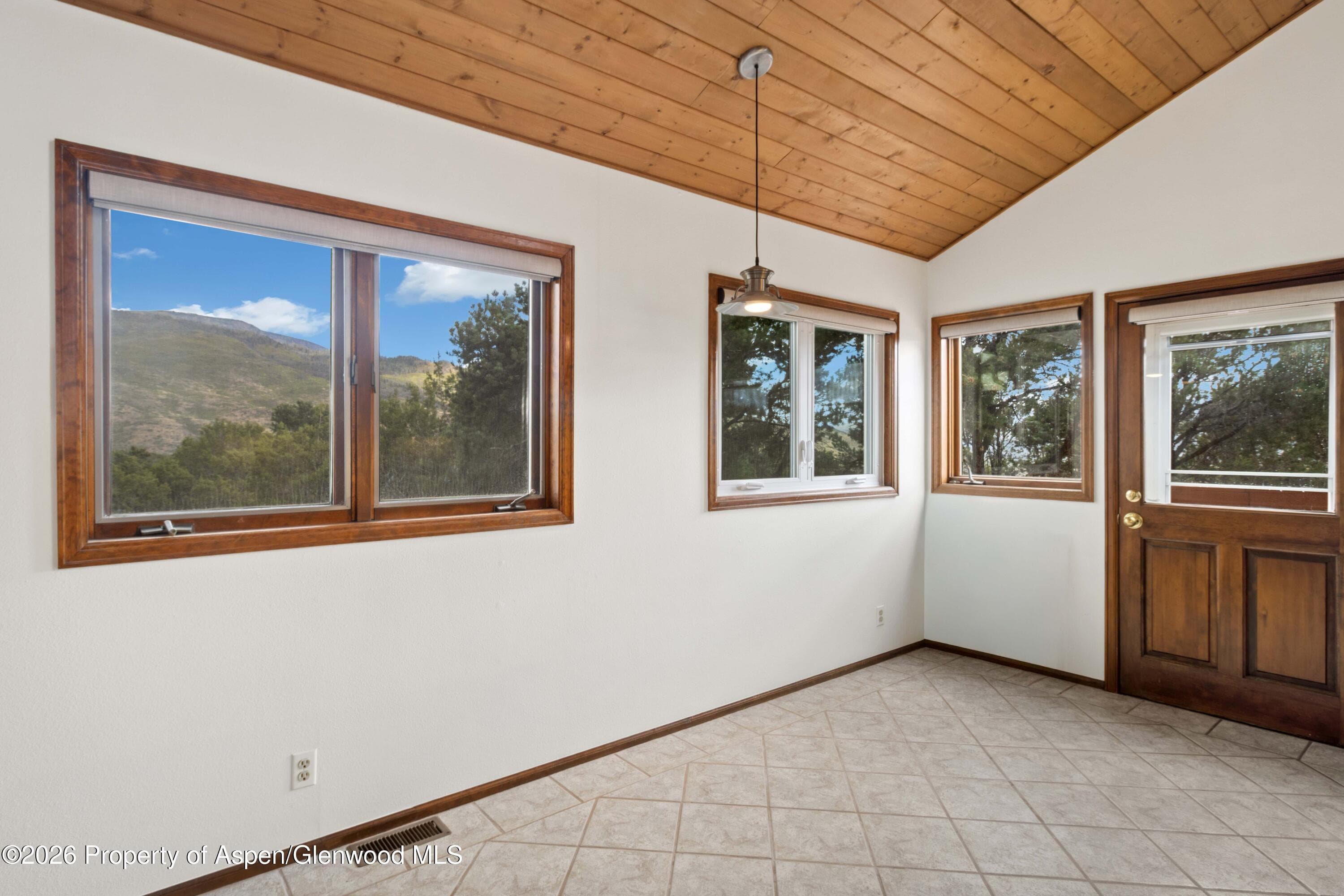 Property - Photo 17