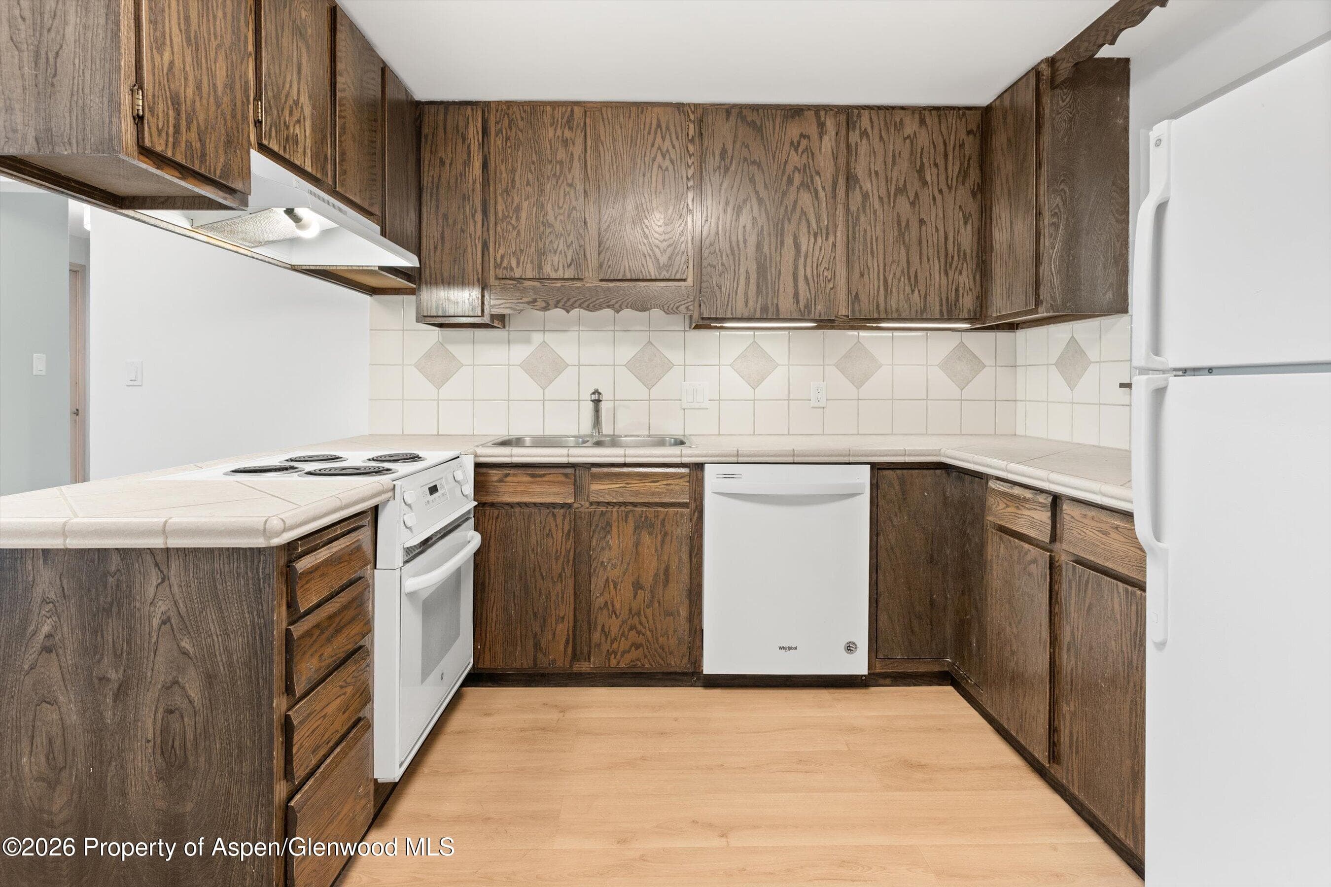 940 Waters Avenue #303, Aspen, CO 81611 - Photo 13