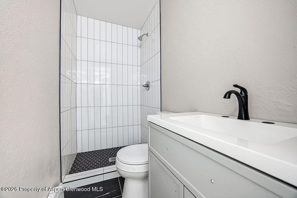 205 E Victory Way, Craig, CO 81625 - Photo 15