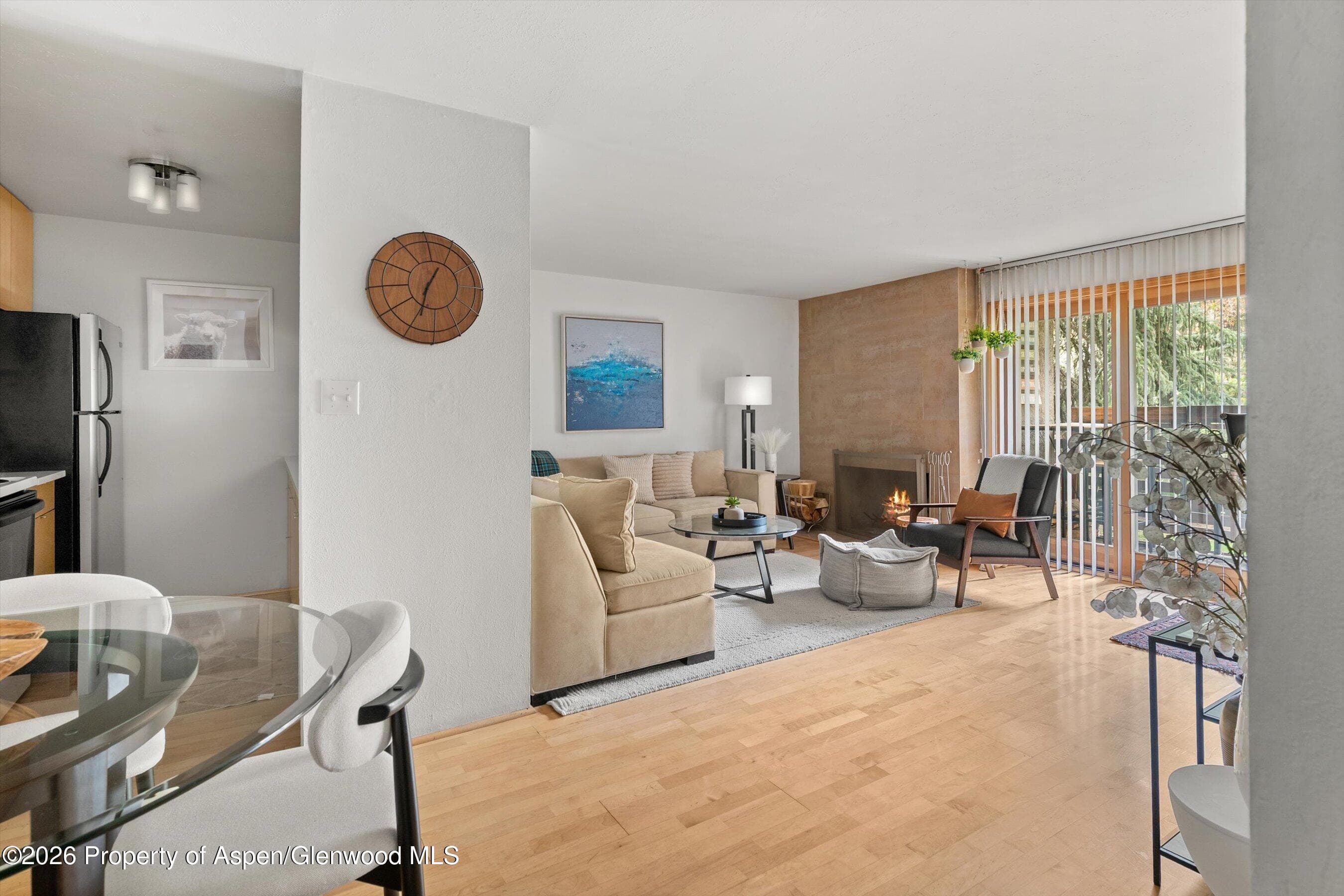 910 W Hallam Street #8 - Photo 9
