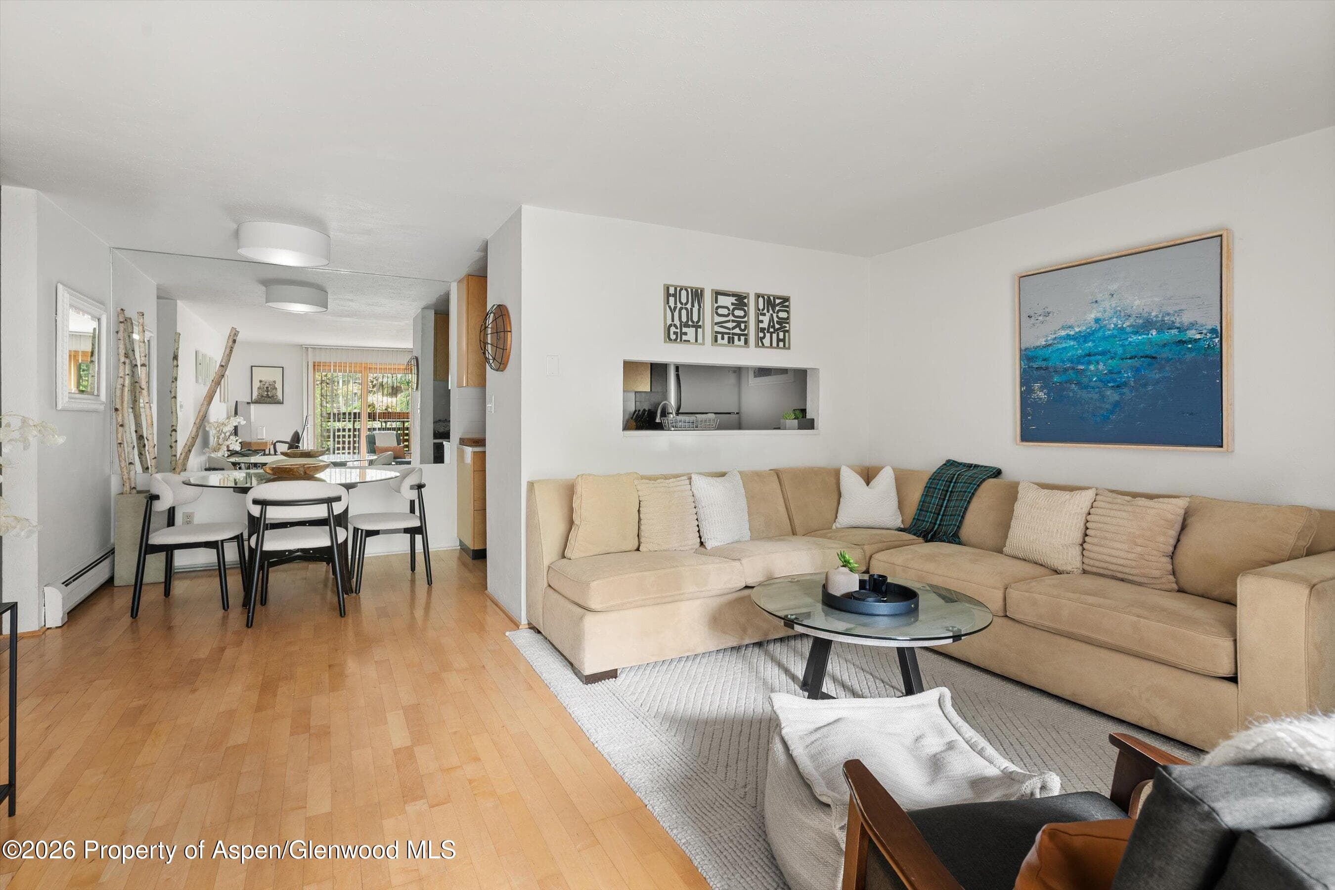 910 W Hallam Street #8 - Photo 10