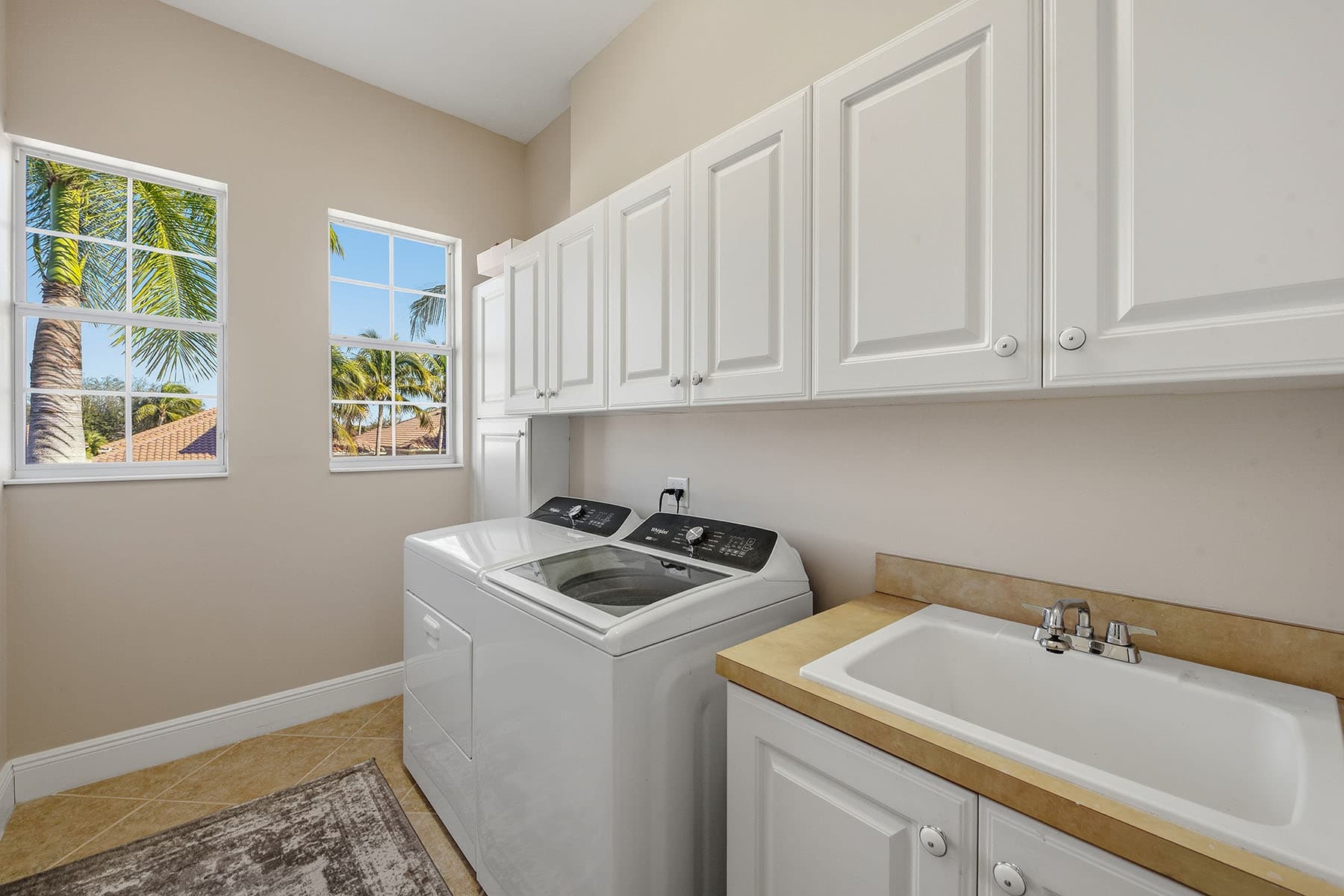 9057 Cherry Oaks Trail  - Photo 5