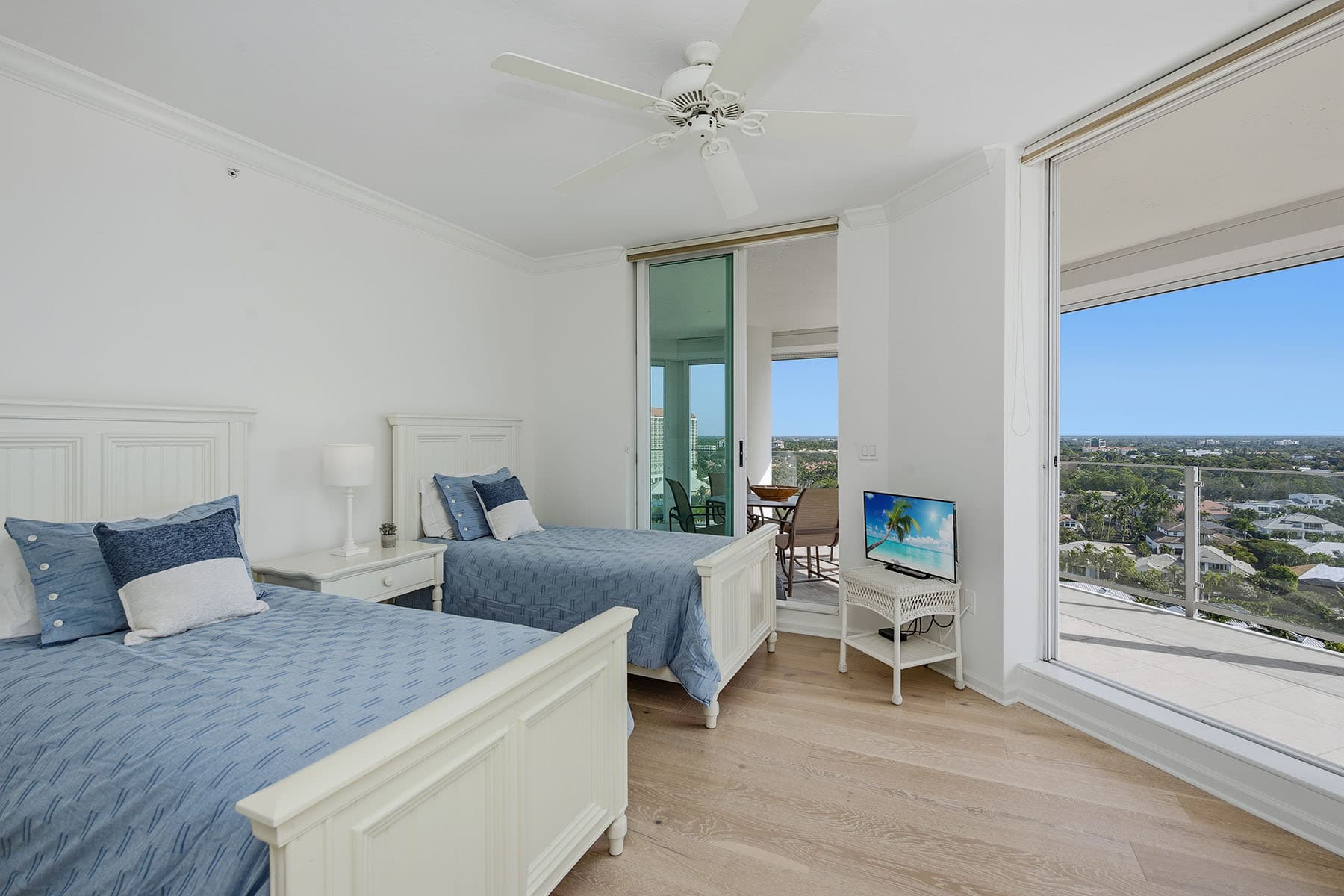 60 Seagate Drive  - Photo 3
