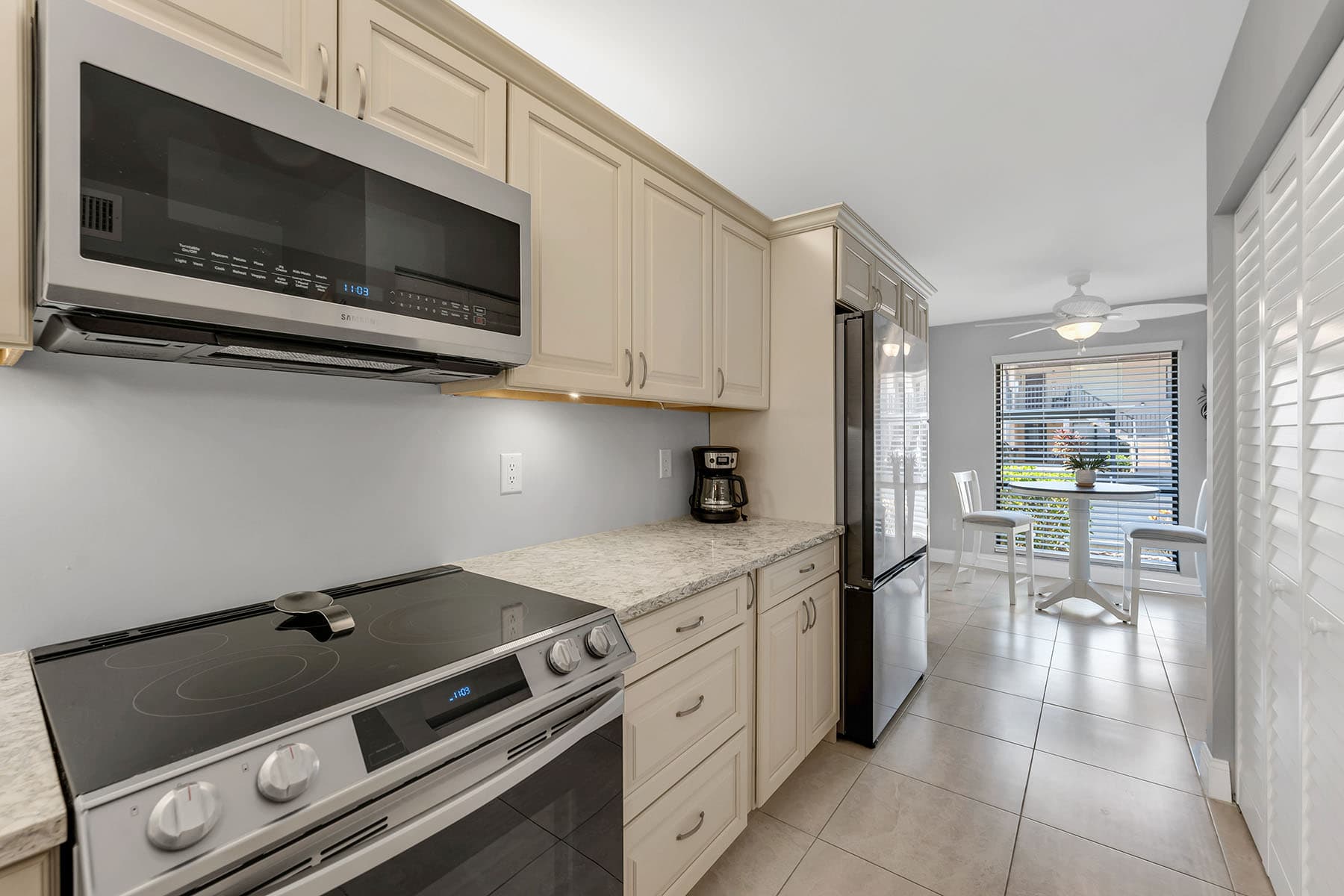 236 Pebble Beach Circle  - Photo 9