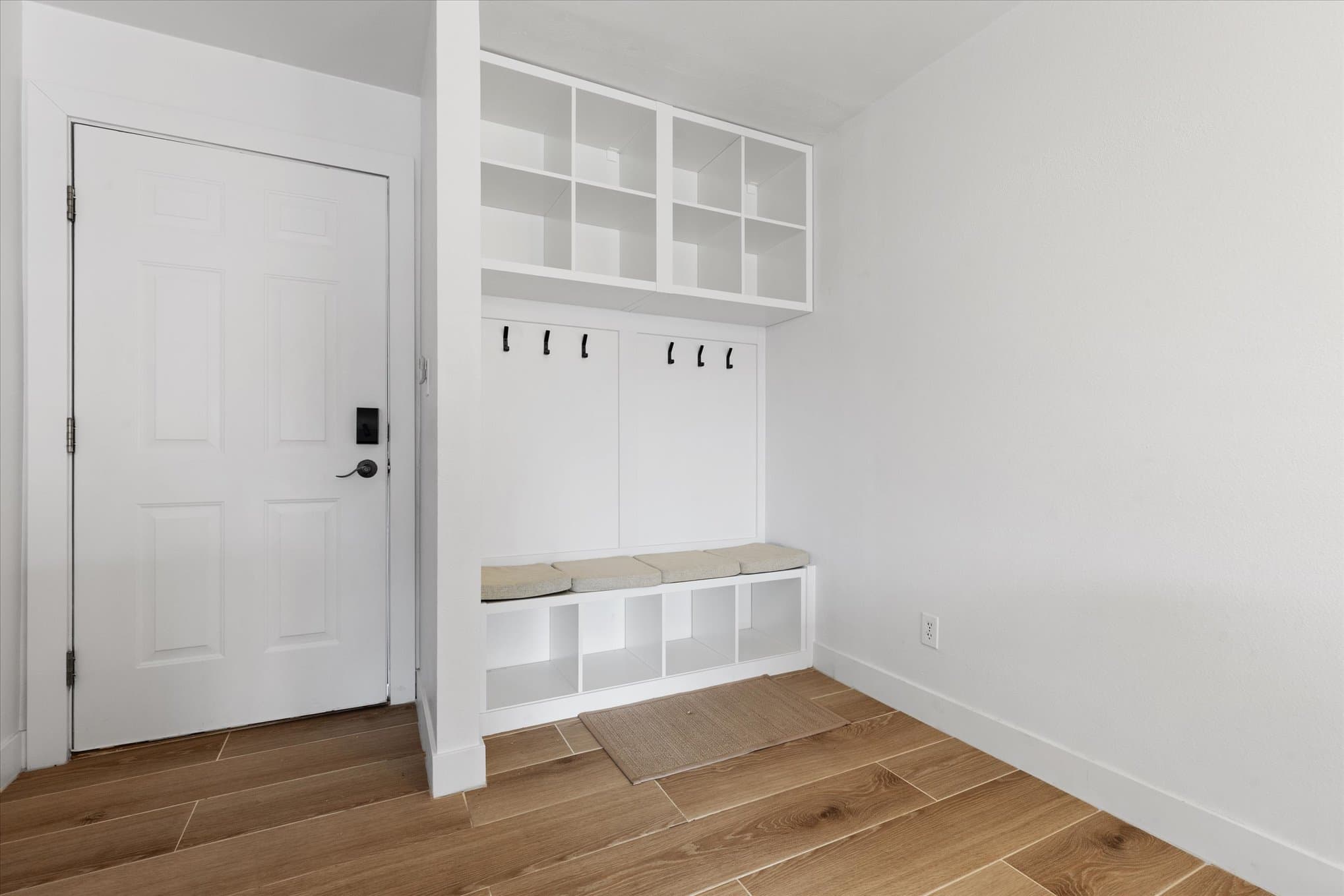 1565 Shadow Run Frontage Unit# B307 - Photo 8