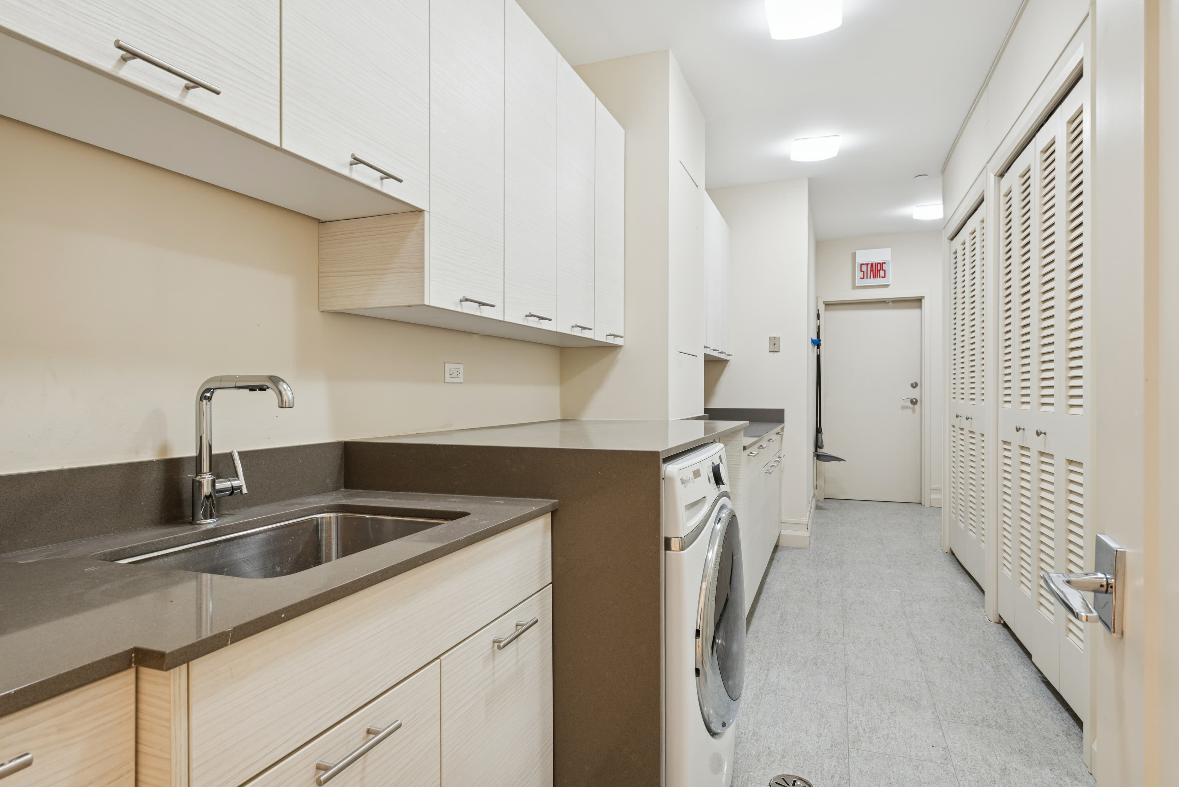 400 W Ontario Street Unit# 1801 - Photo 37