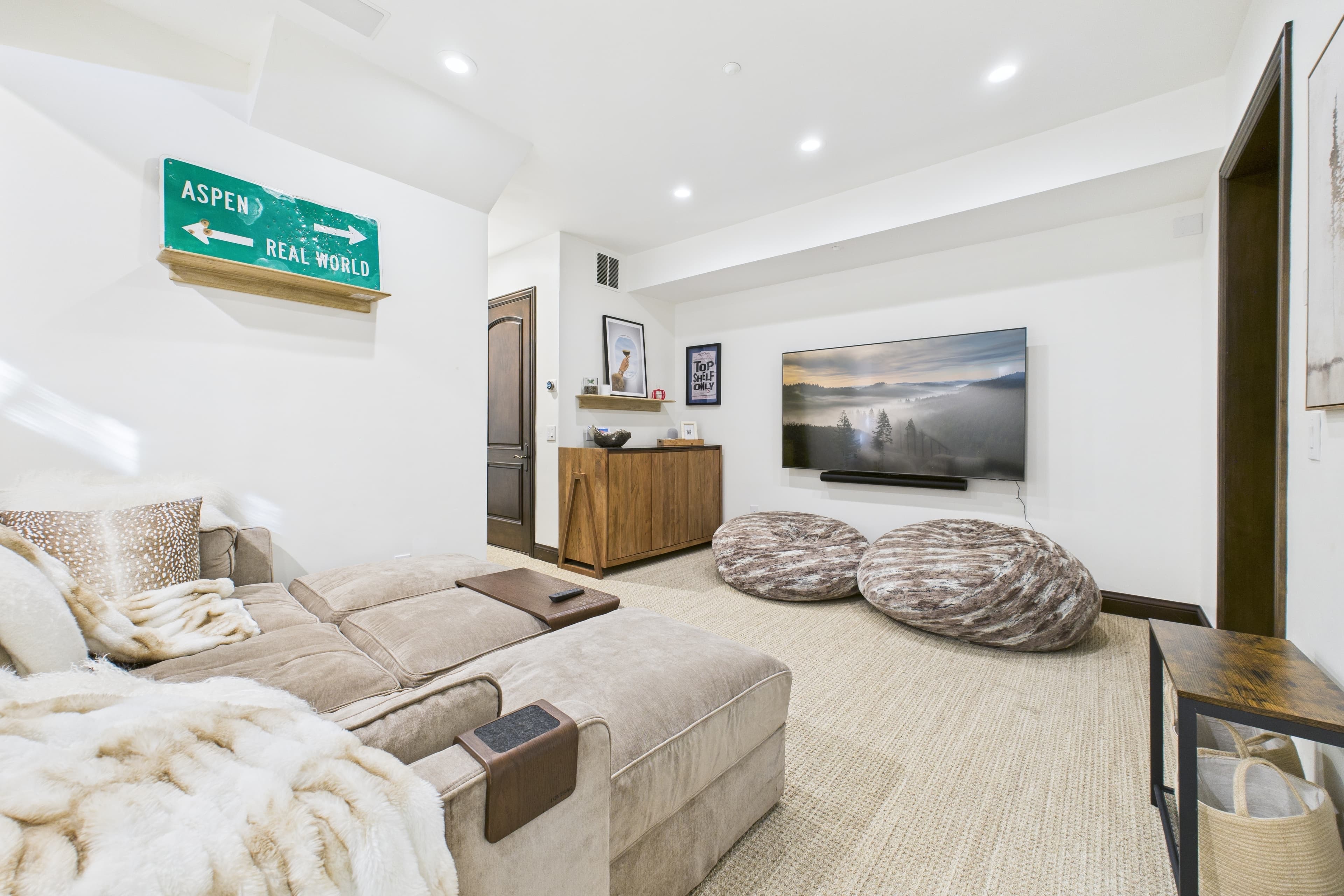 910 E Cooper Avenue, Aspen, CO 81611 - Photo 31
