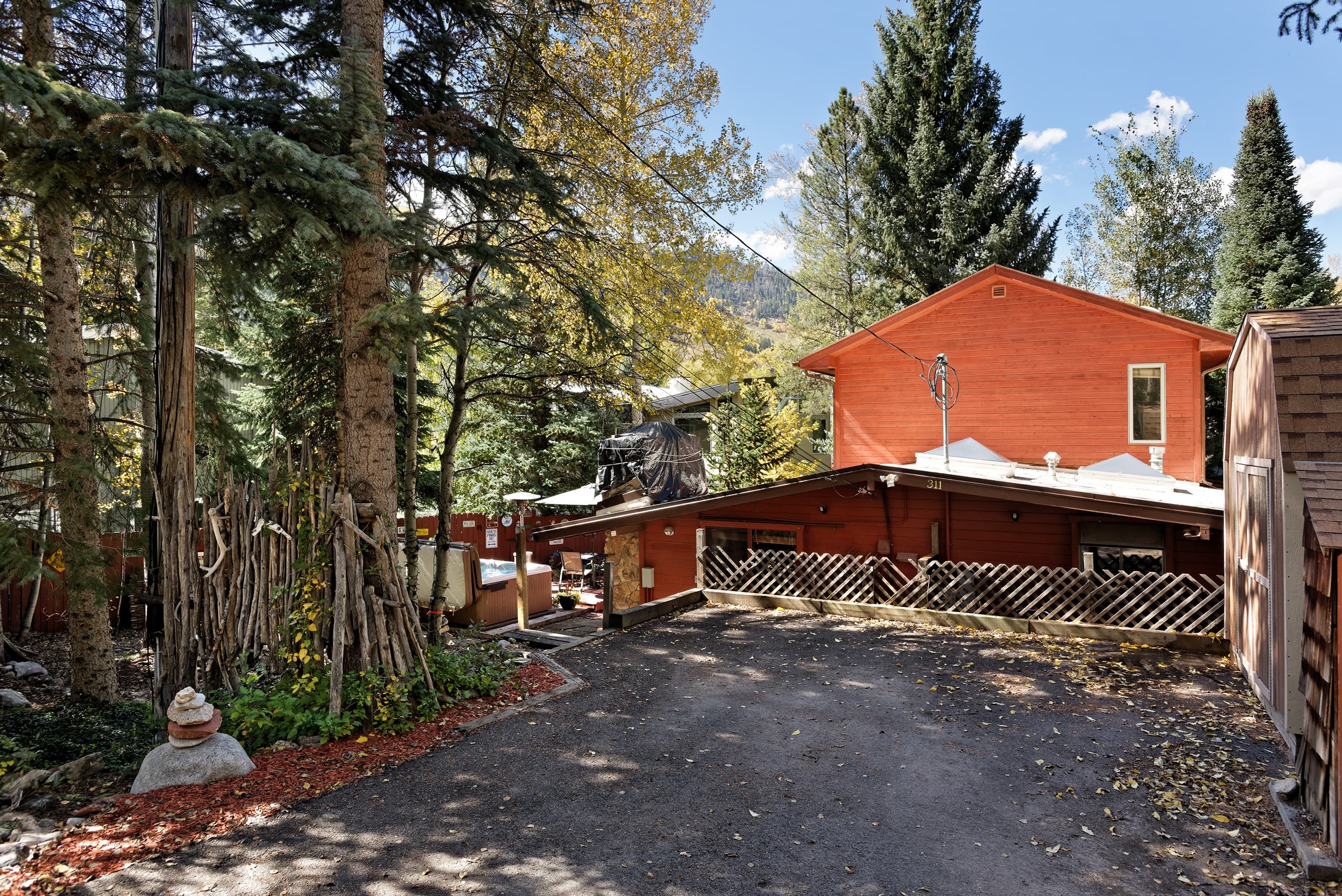311 Midland Avenue, Aspen, CO 81611 - Photo 3