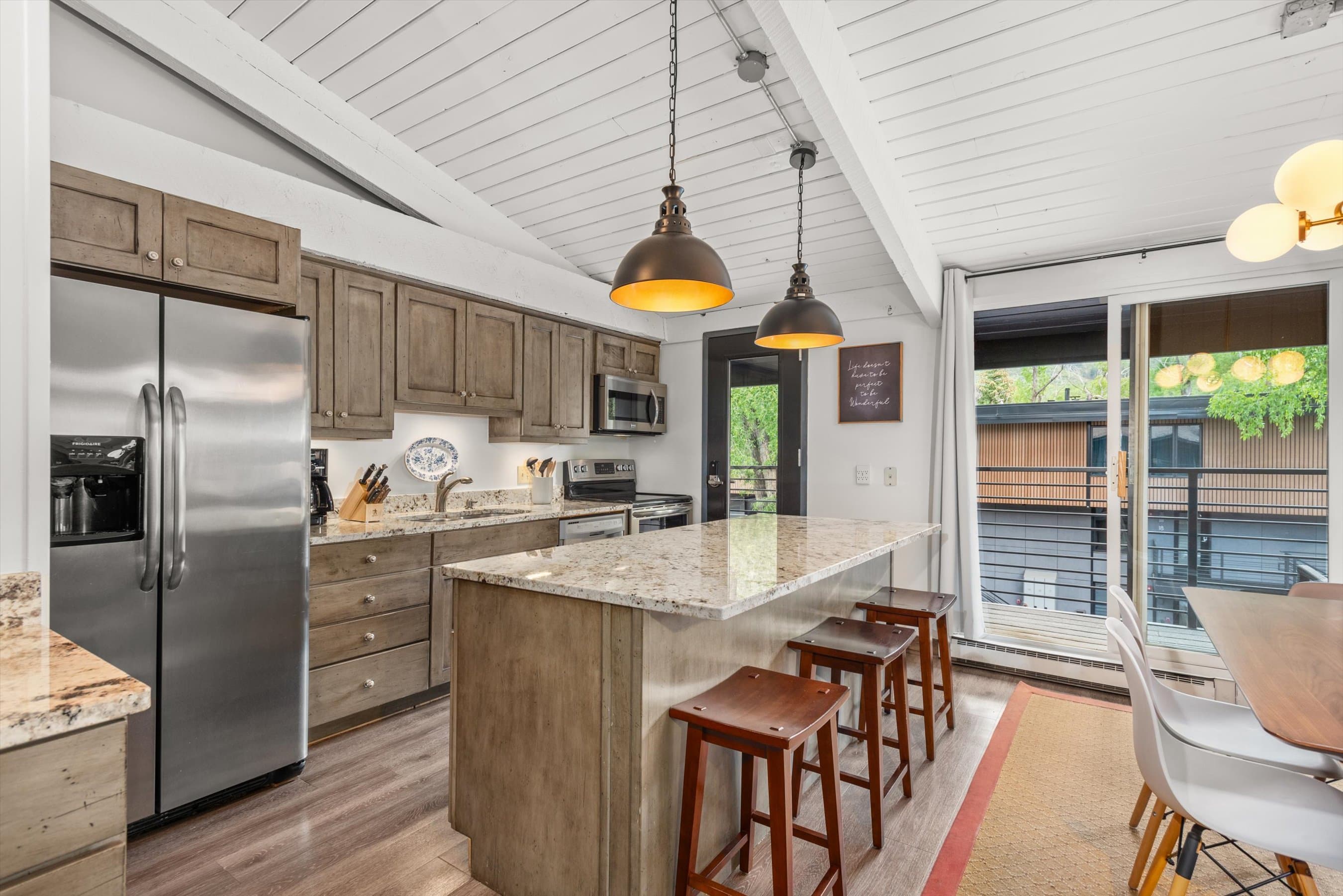 1039 E Cooper Avenue 36B, Aspen, CO 81611 - Photo 2