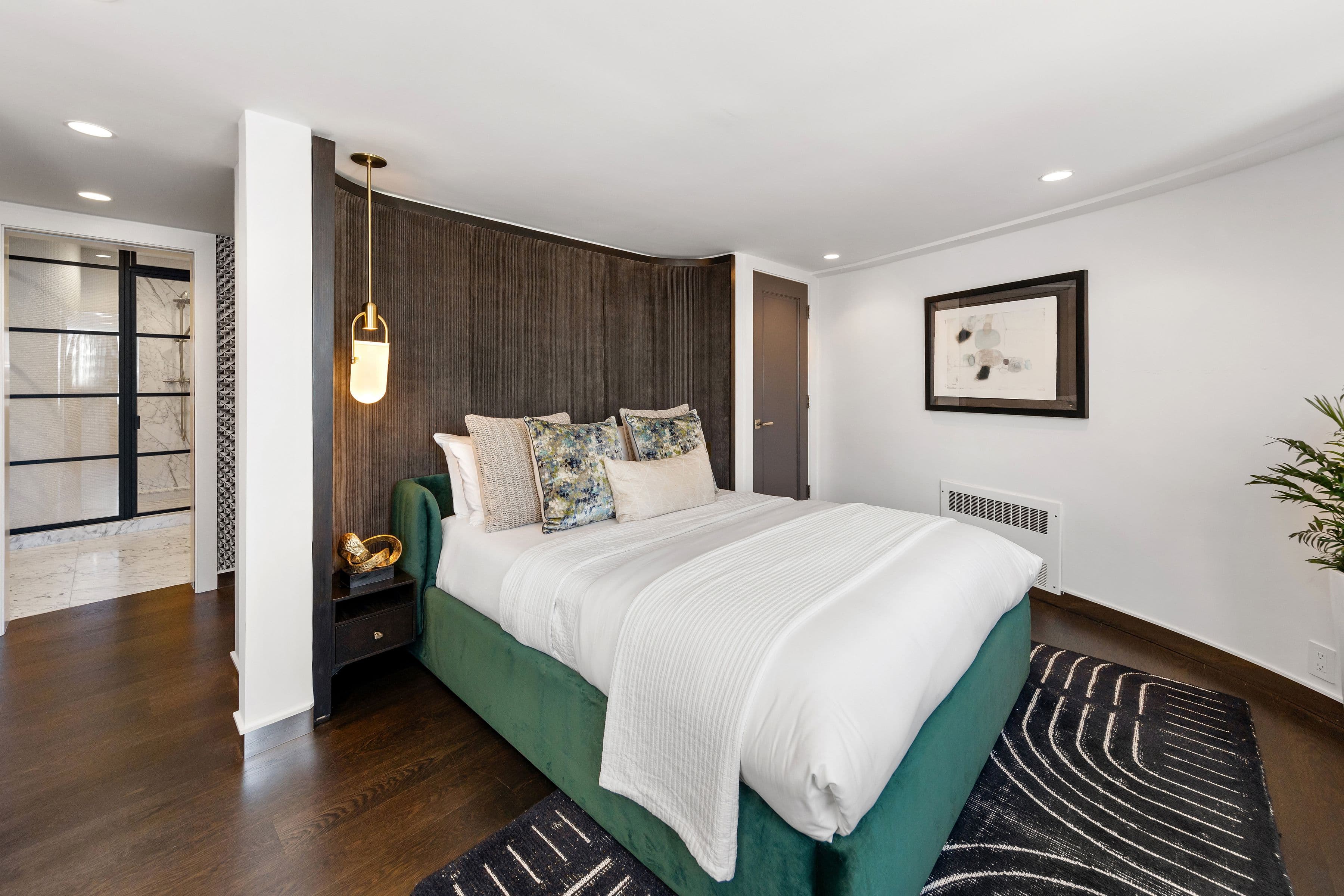 1360 Montgomery #11  - Photo 5