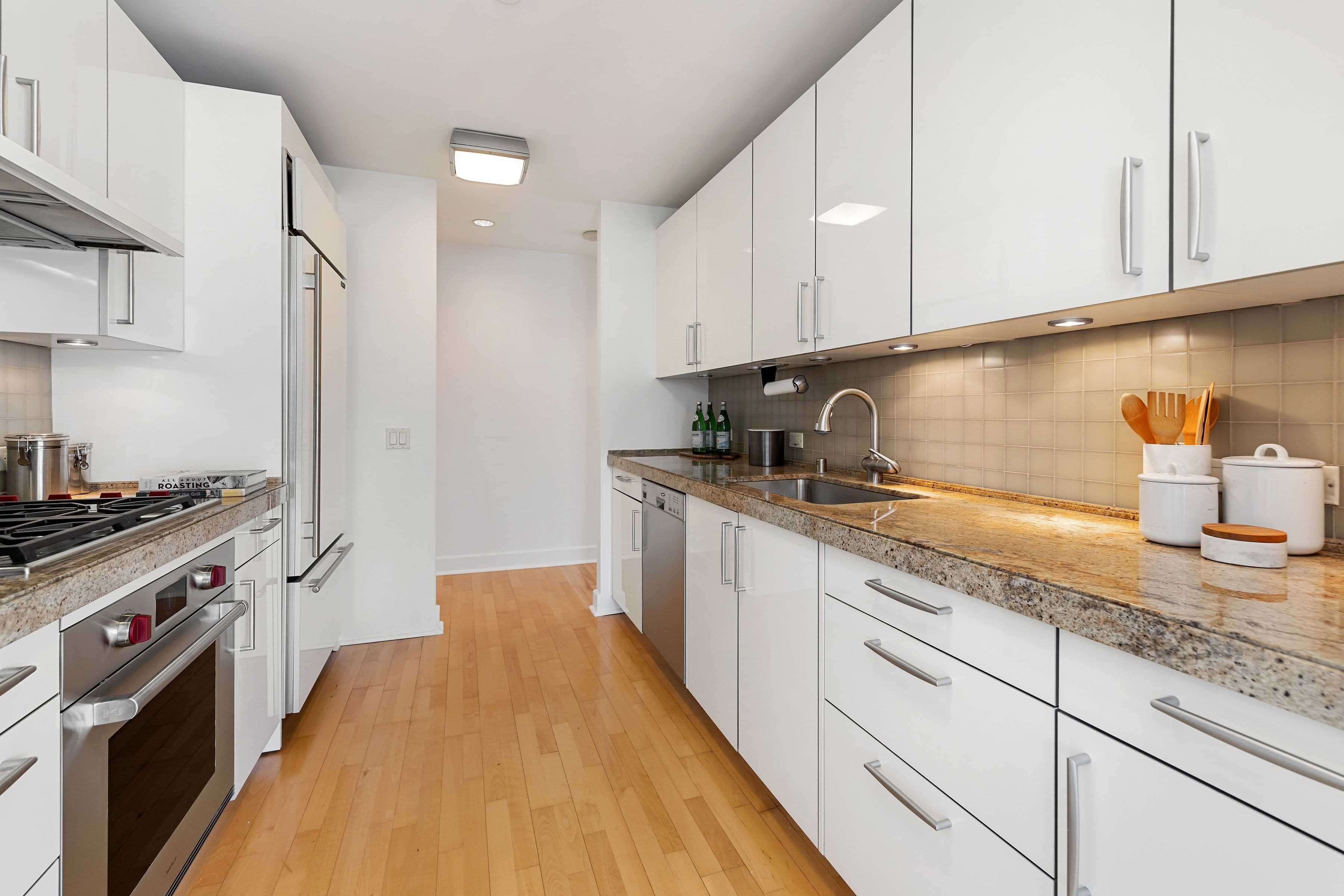 St. Regis Residence 24A  - Photo 11