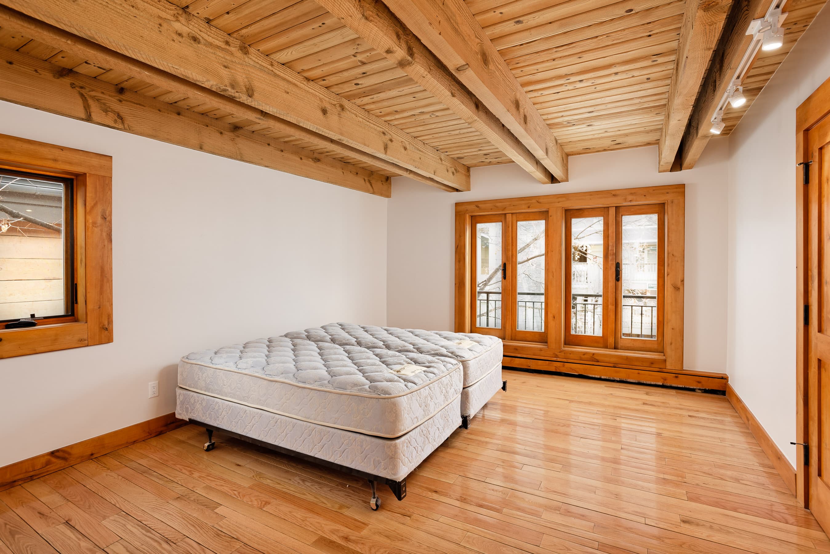 525 S Original Street Unit E, Aspen, CO 81611 - Photo 4