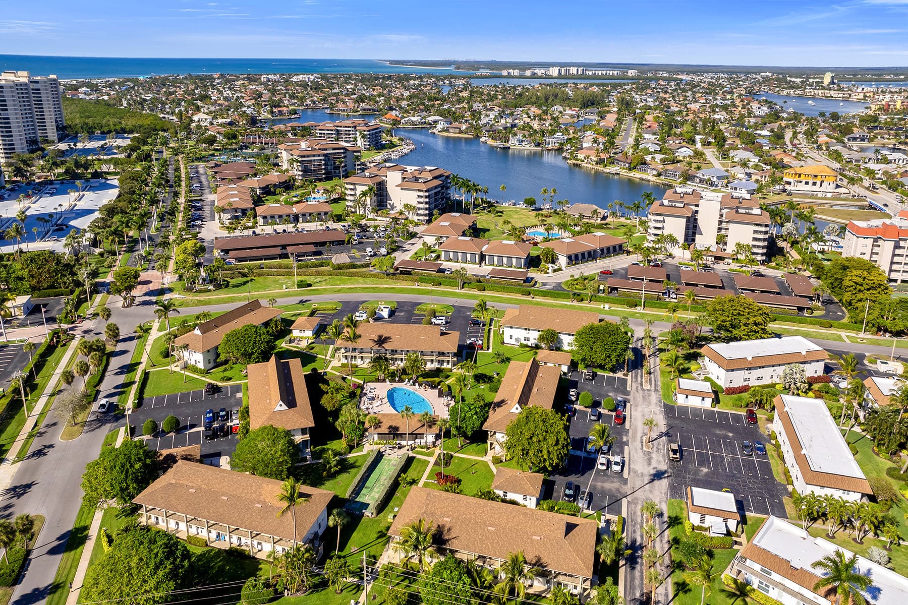235 Seaview Court  - Photo 7