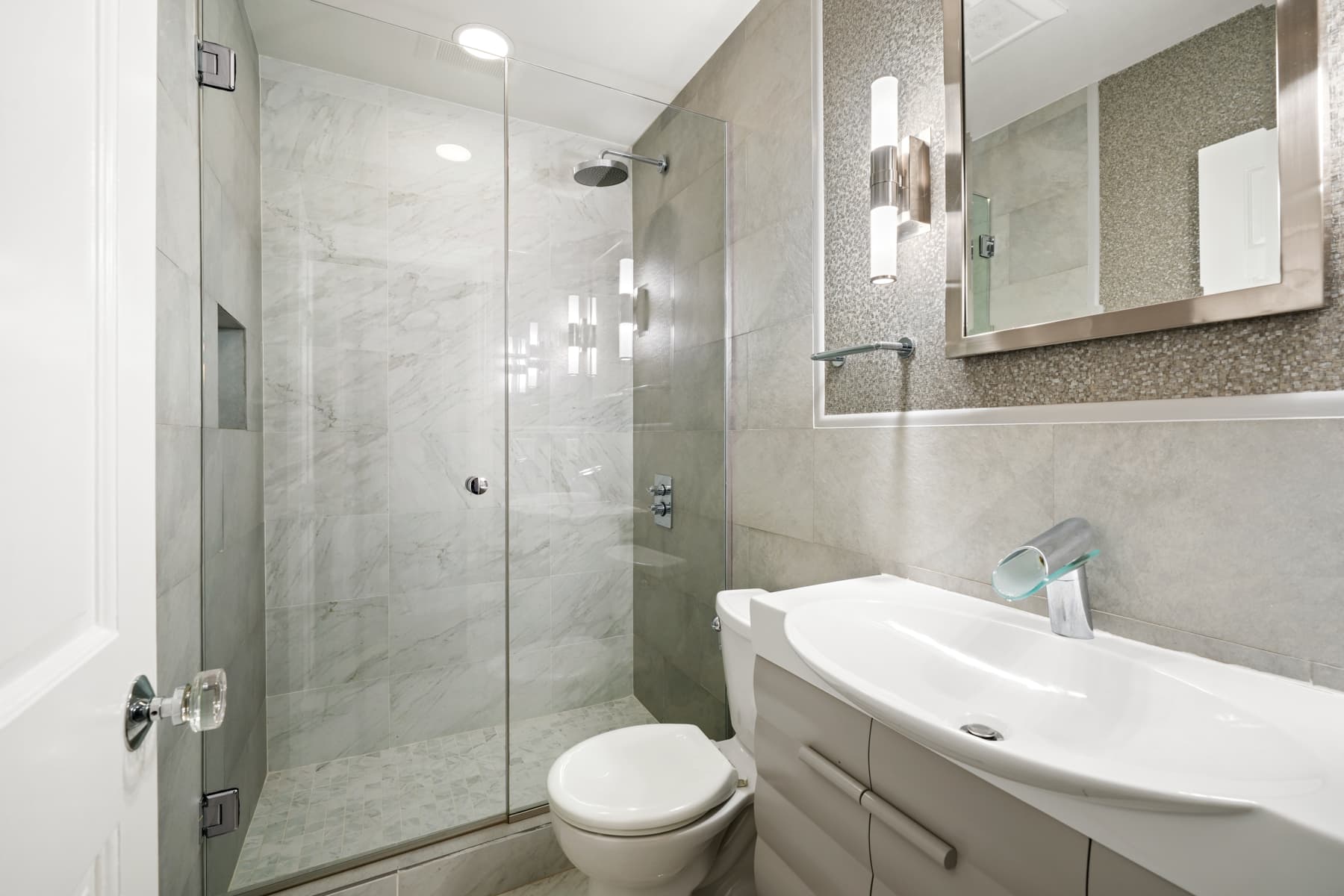 408  Beacon Street 1 - Photo 5