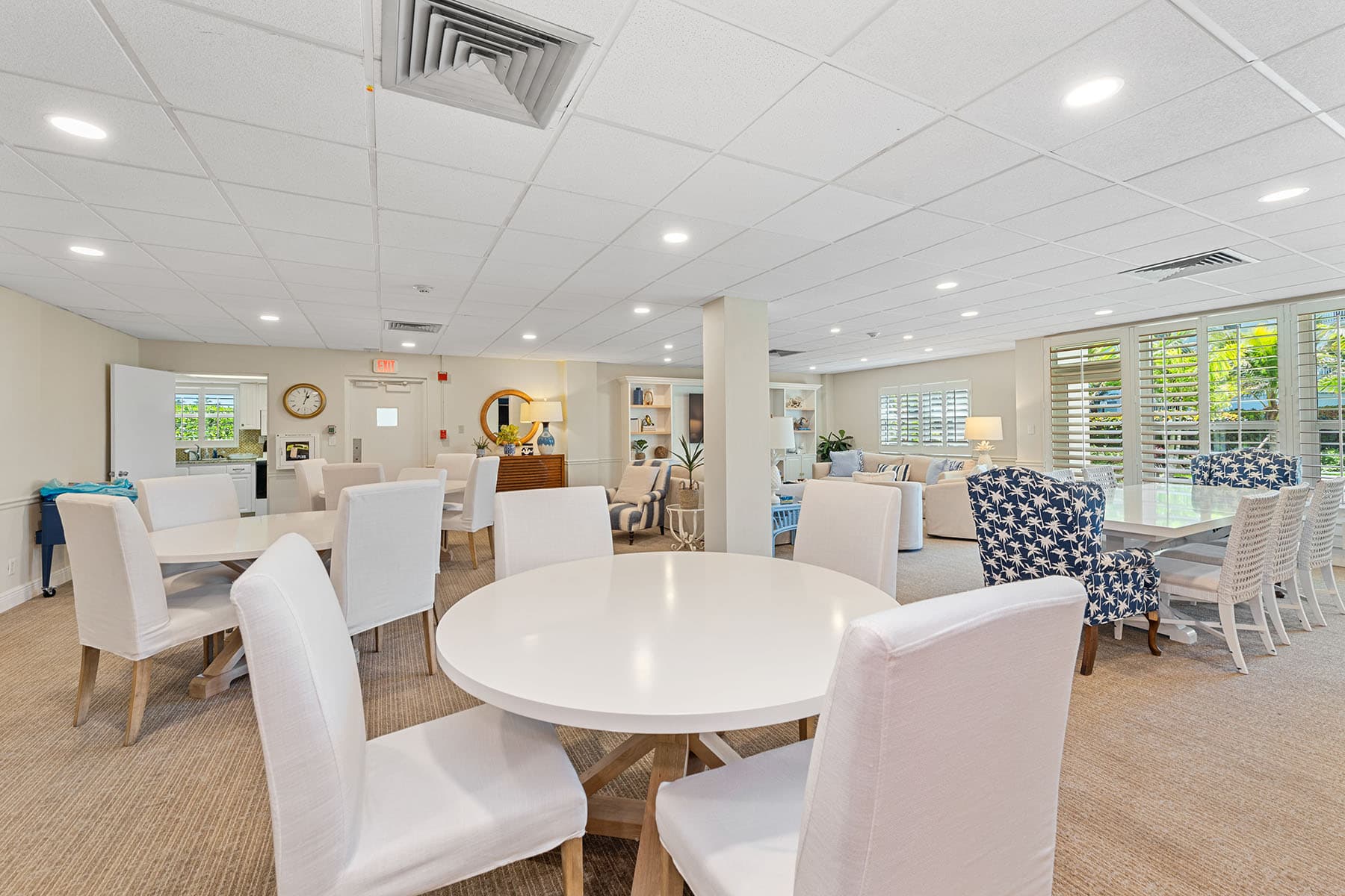 220 Seaview Court  - Photo 11