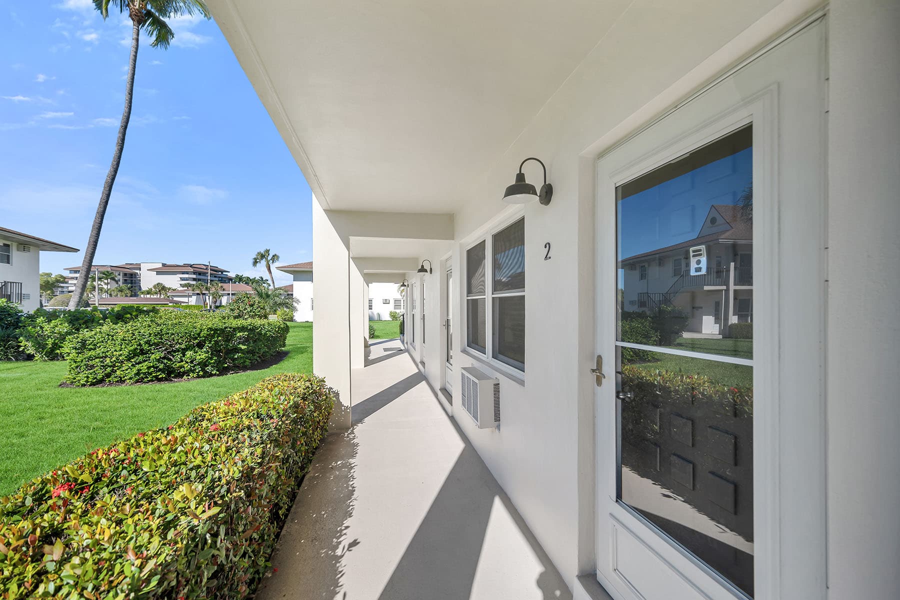 235 Seaview Court  - Photo 8