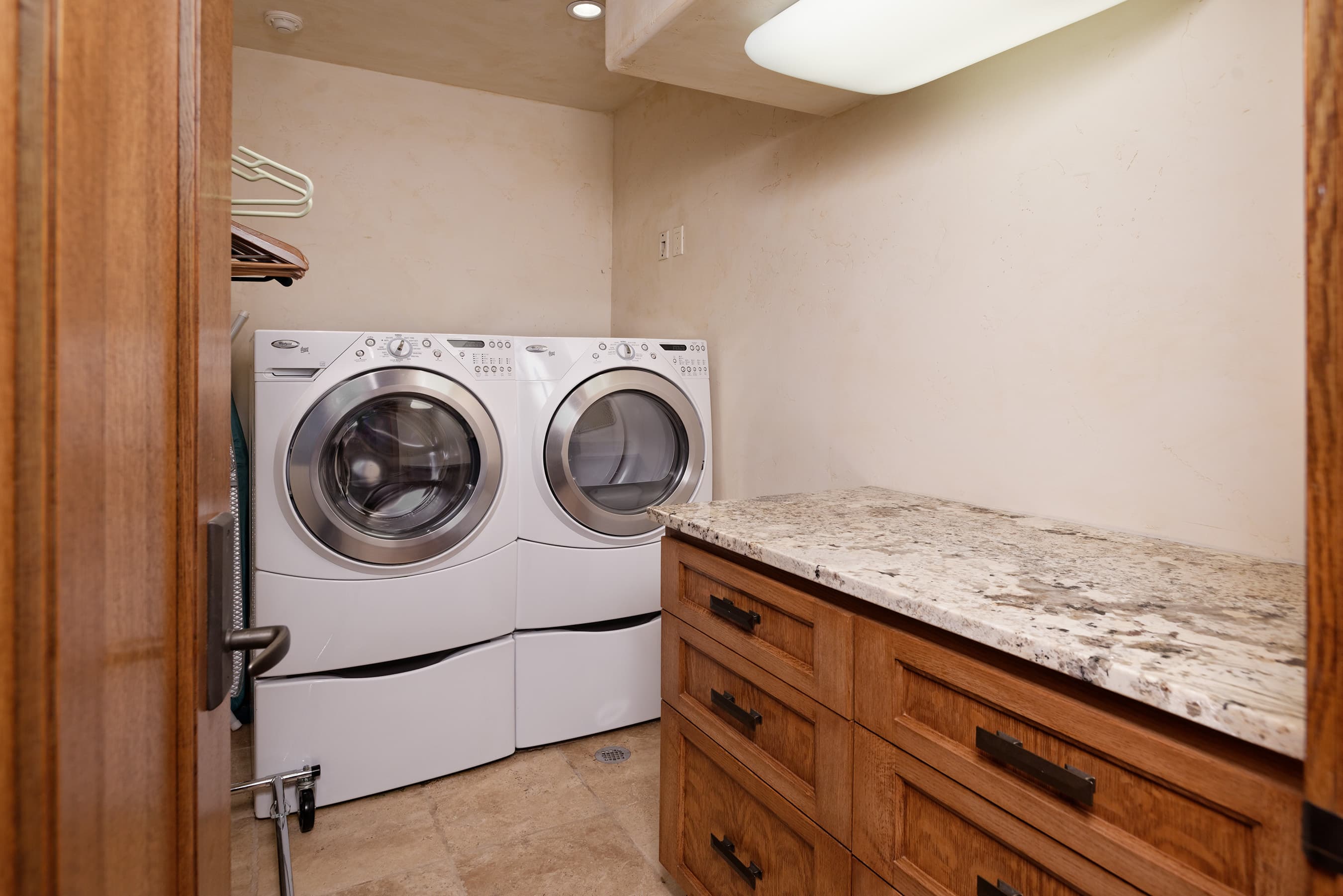 330 W Bleeker Street, Aspen, CO 81611 - Photo 2