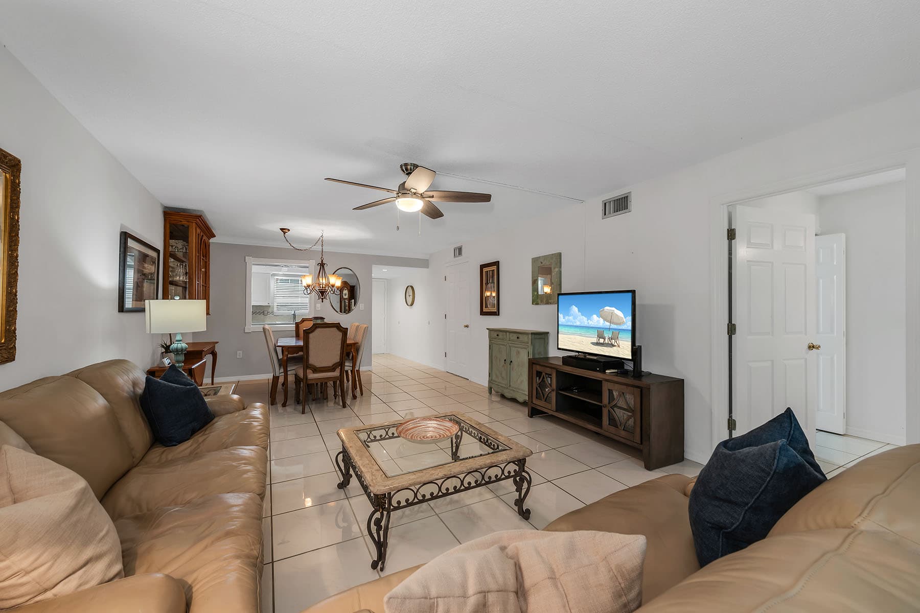 200 Valley Stream Drive  - Photo 10