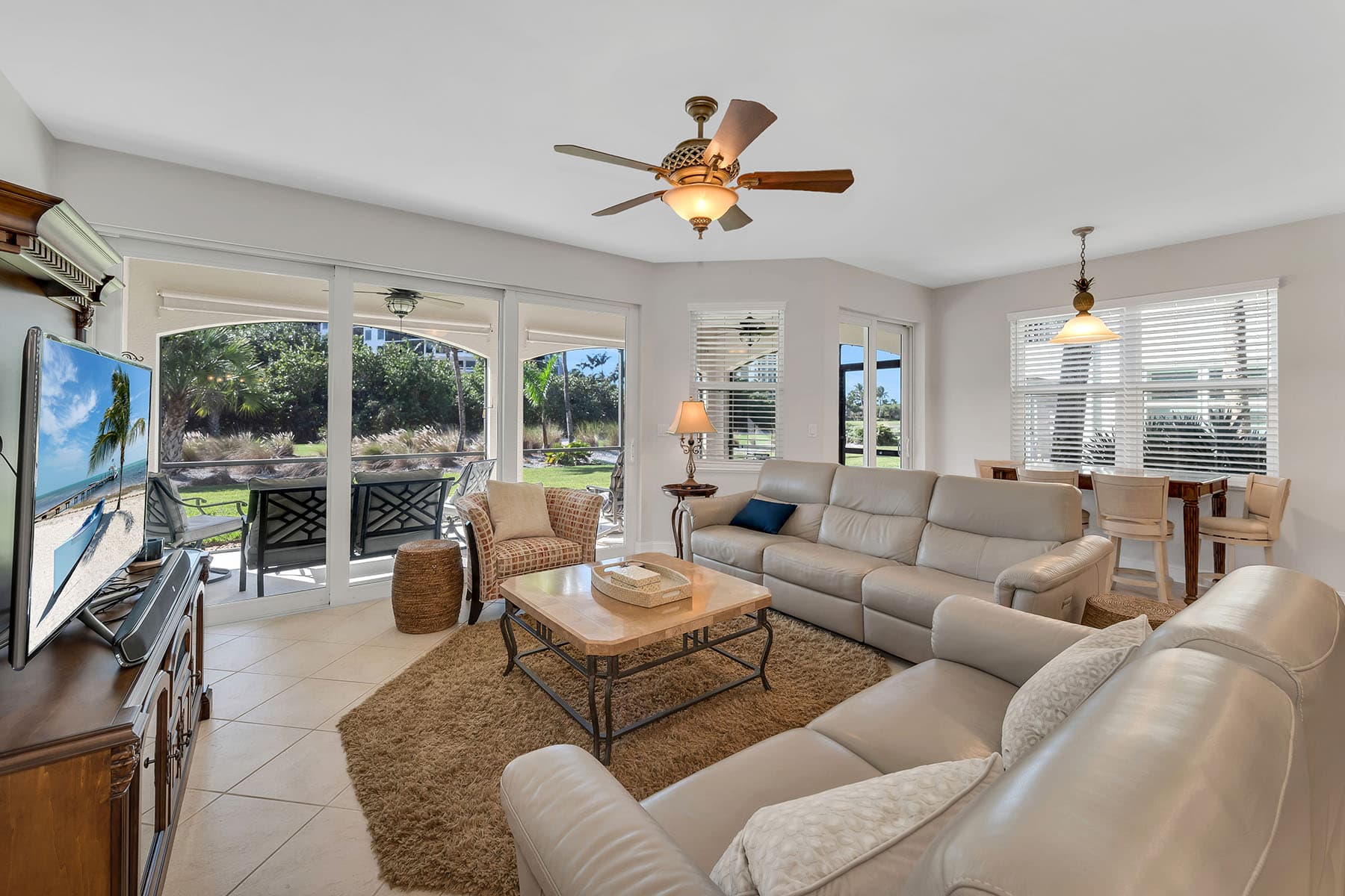 1285 Rialto Way  - Photo 2