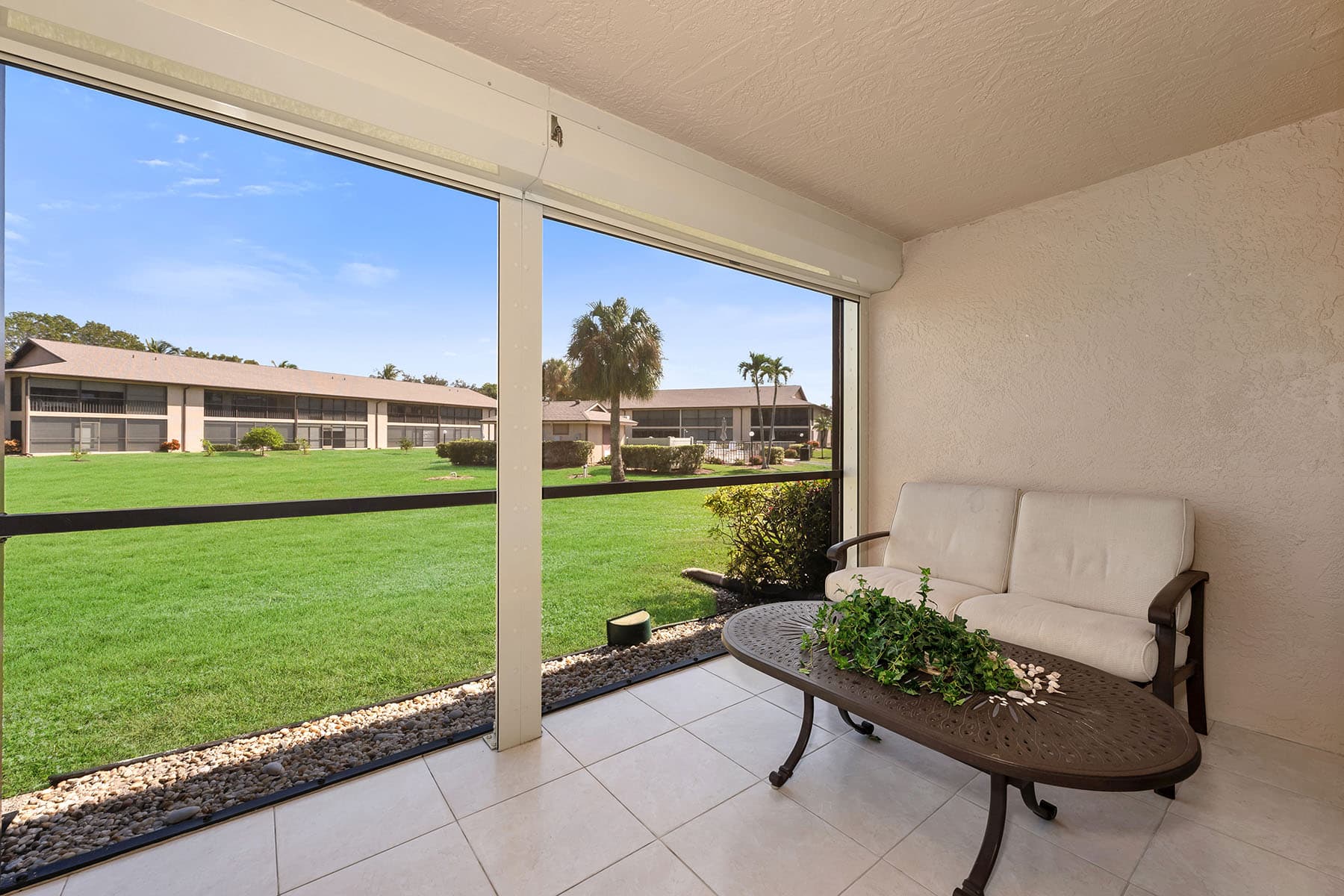 236 Pebble Beach Circle  - Photo 8