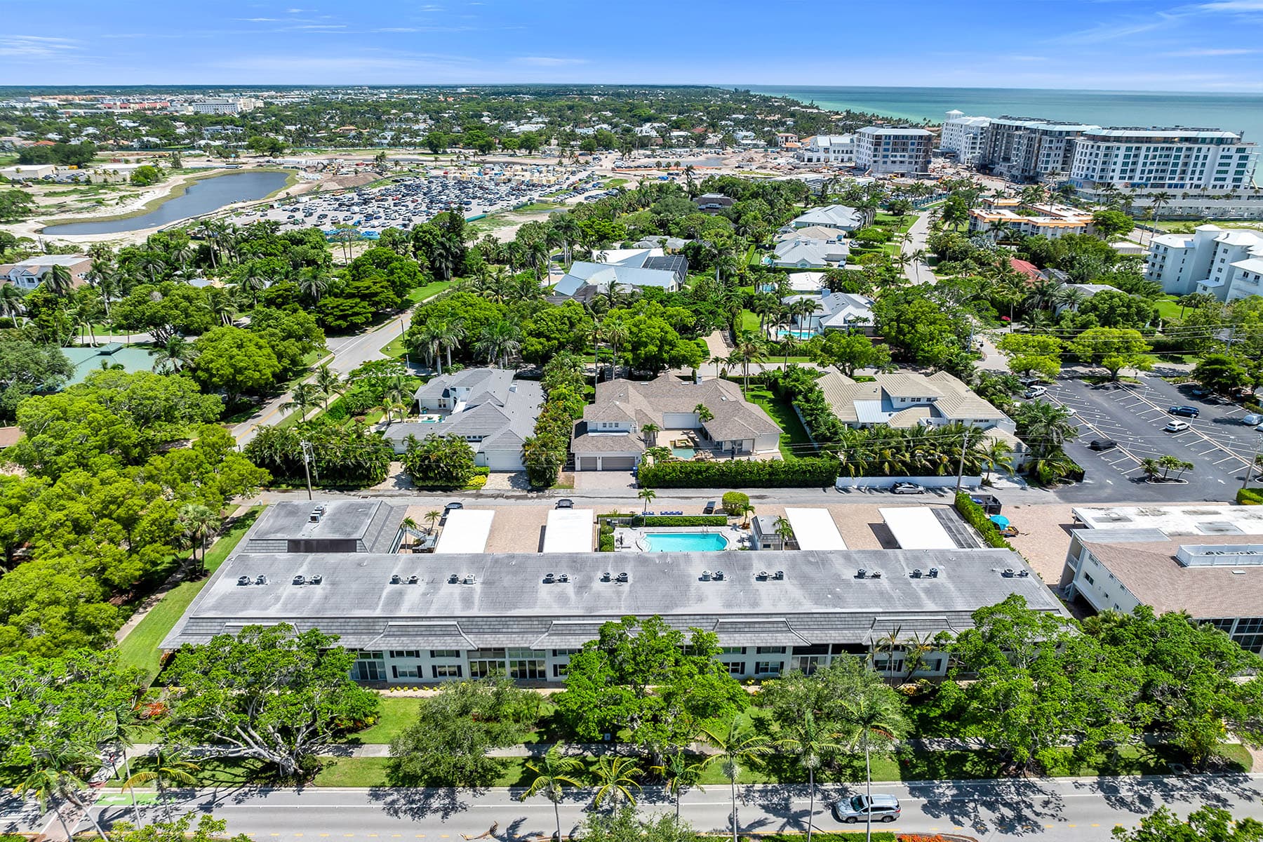290 Banyan Boulevard  - Photo 4