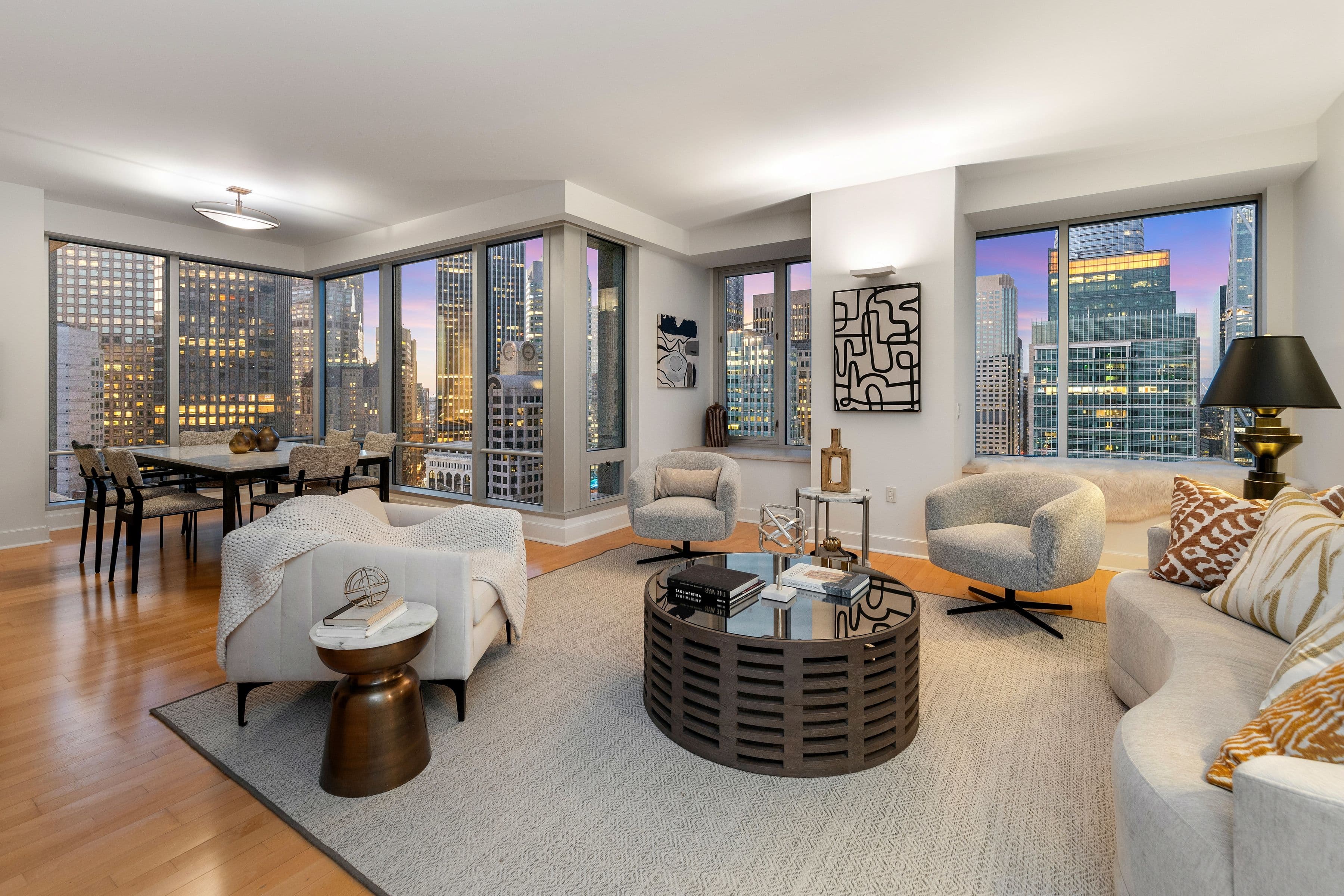 St. Regis Residence 24A  - Photo 8