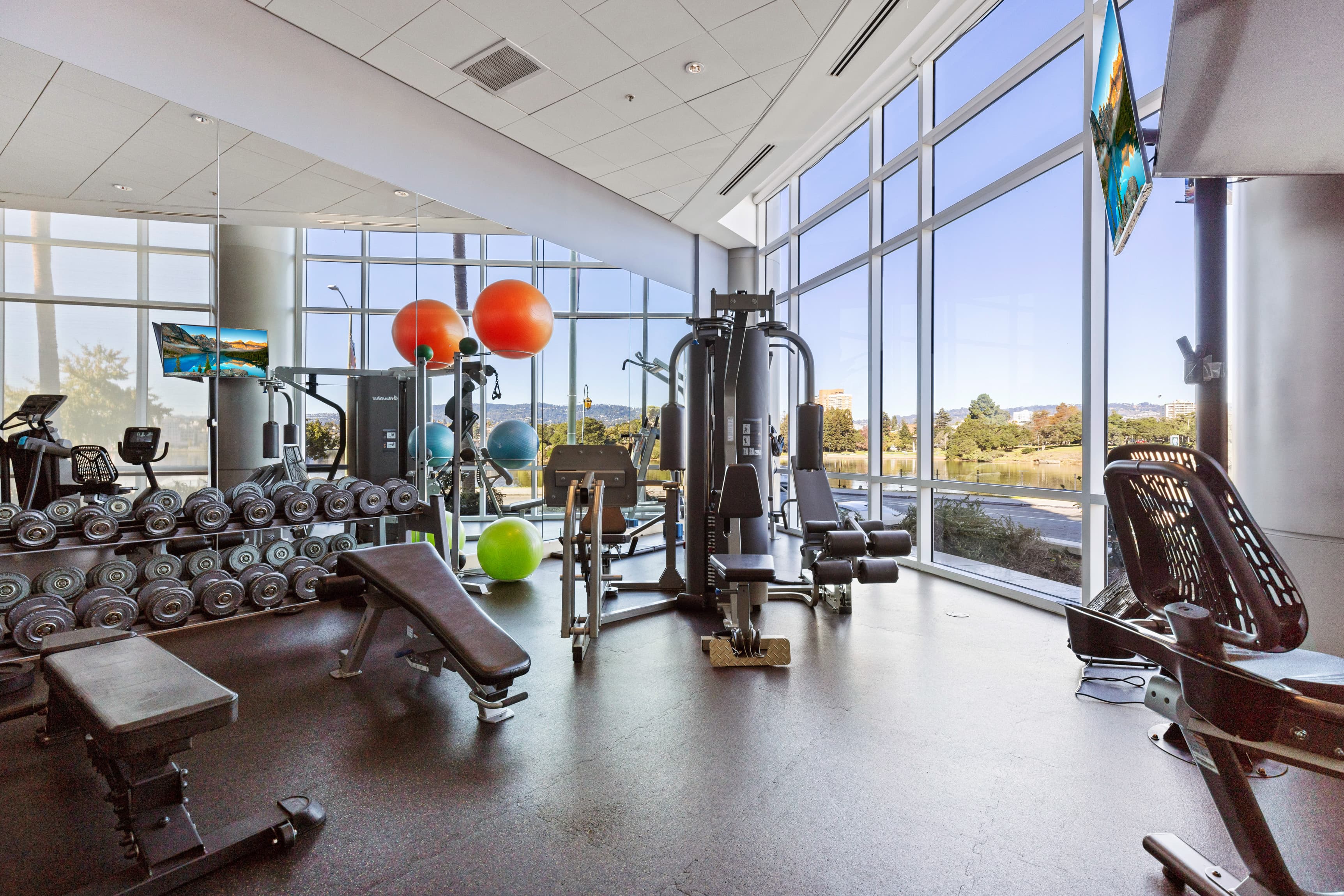 1 Lakeside Drive #1404  - Photo 3
