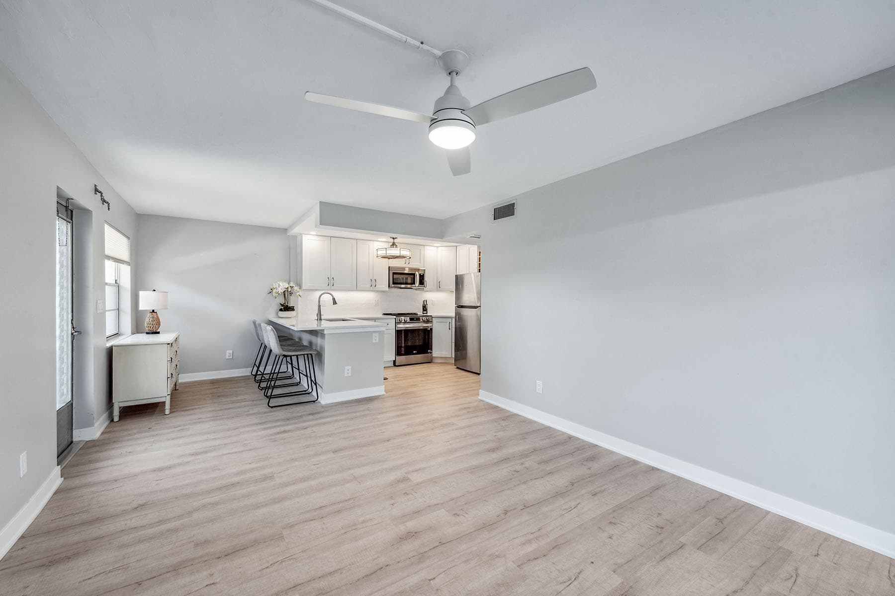 330 Kon Tiki Drive  - Photo 9