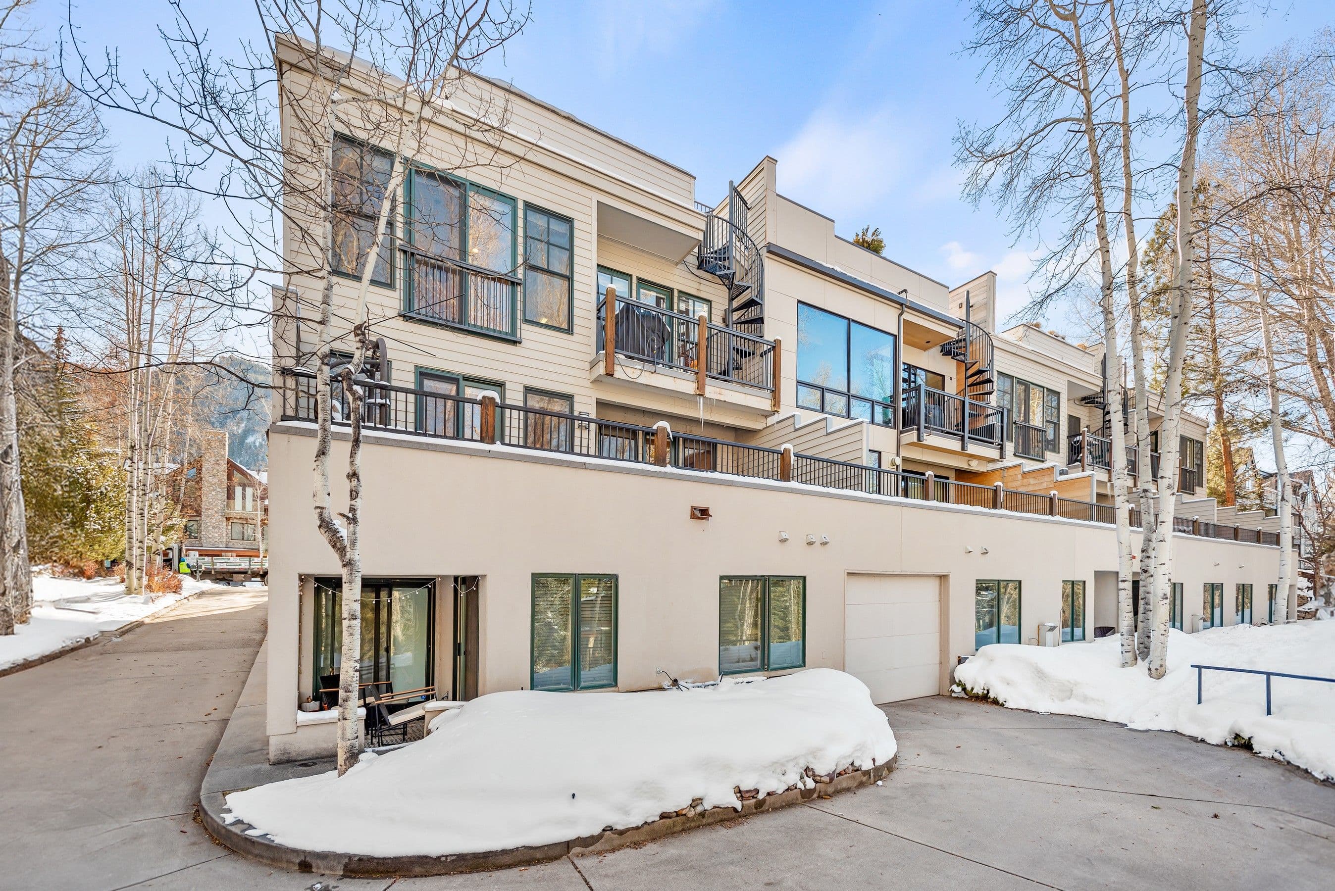 990 E Hopkins Avenue, Aspen, CO 81611 - Photo 24