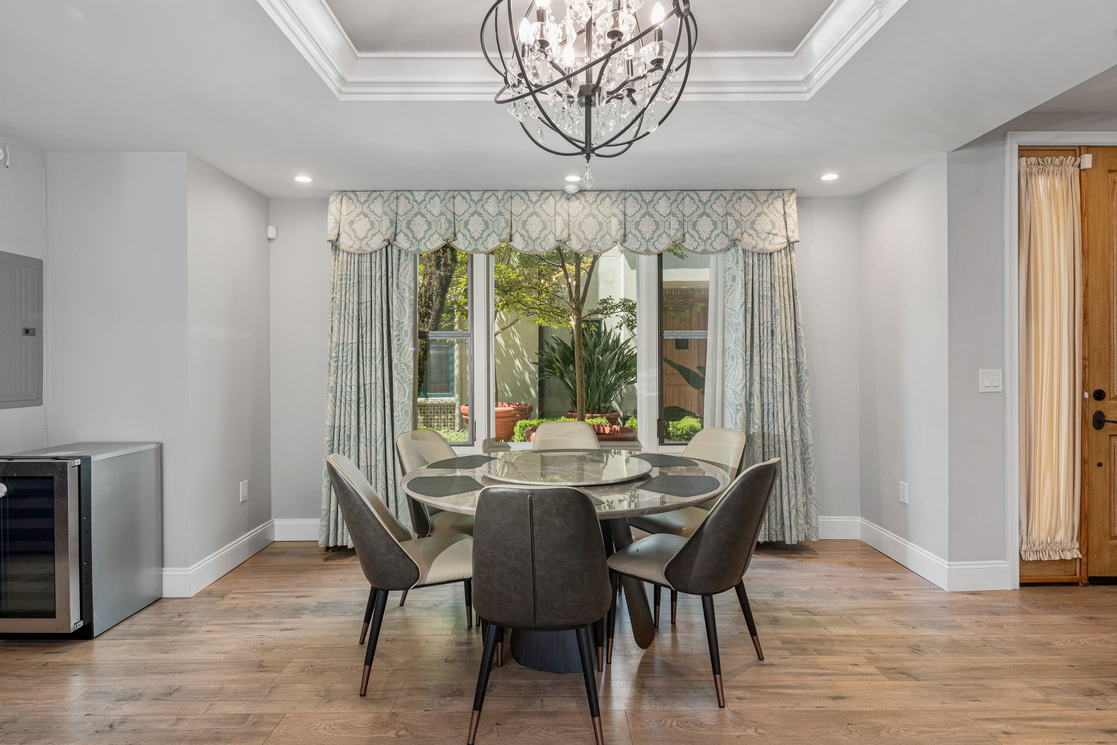 188 South Sierra Madre Boulevard # 8 - Photo 7